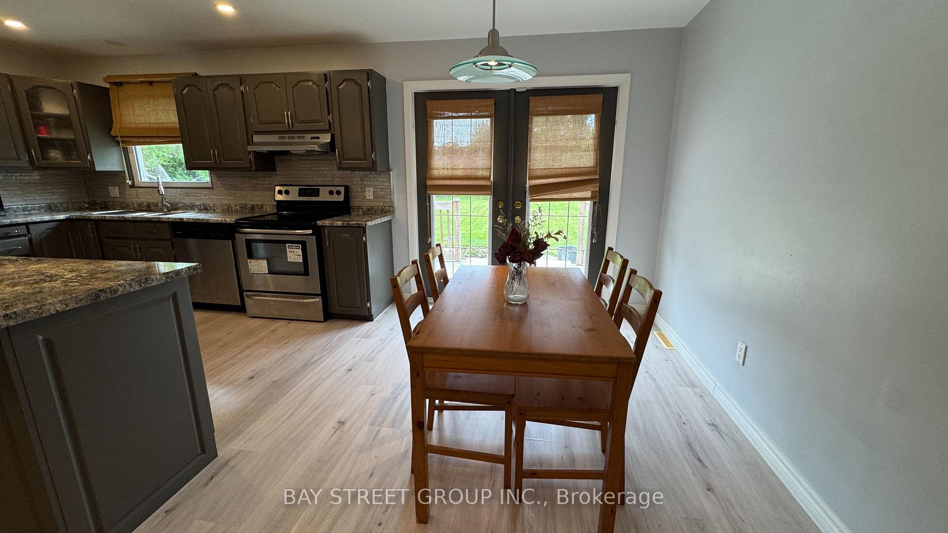 Photo 9 of 20 Windermere Road, St. Catharines, Glendale/Glenridge — HOMEH