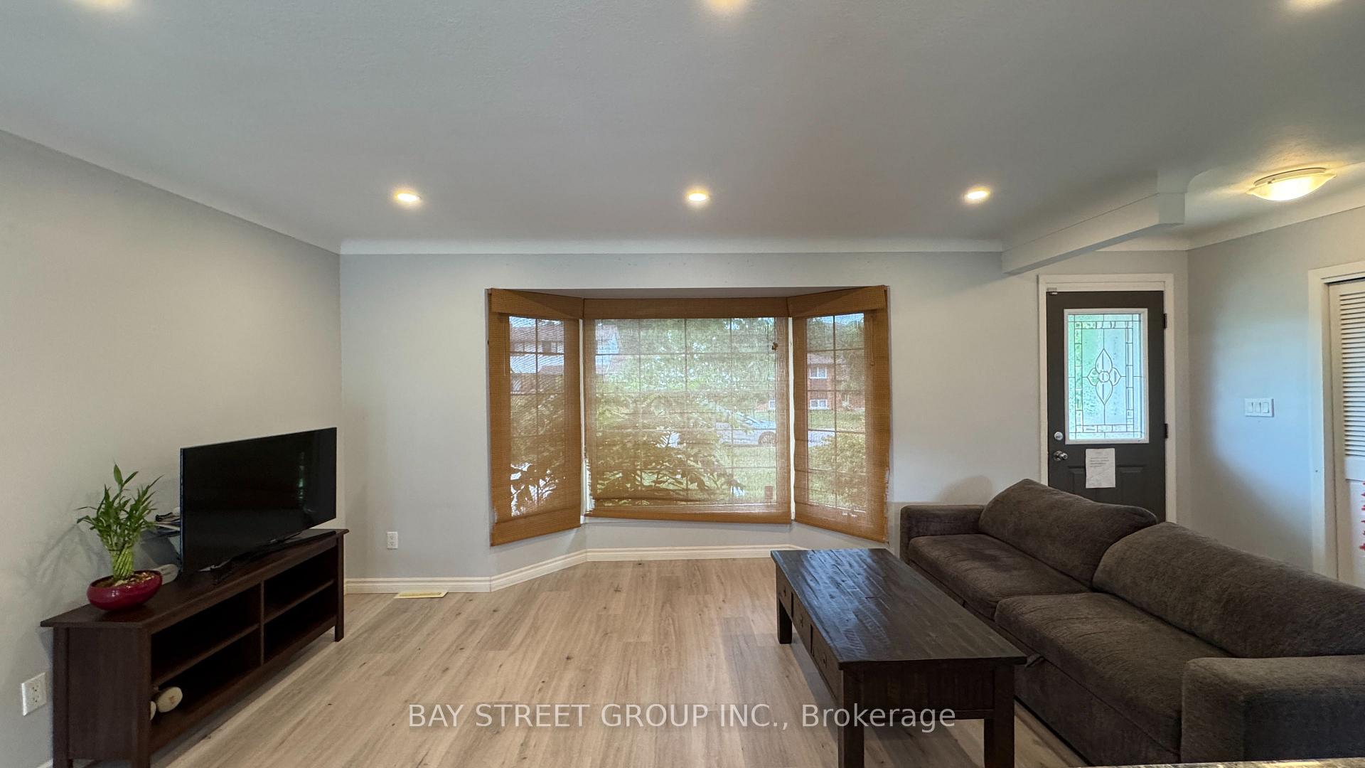 Photo 10 of 20 Windermere Road, St. Catharines, Glendale/Glenridge — HOMEH