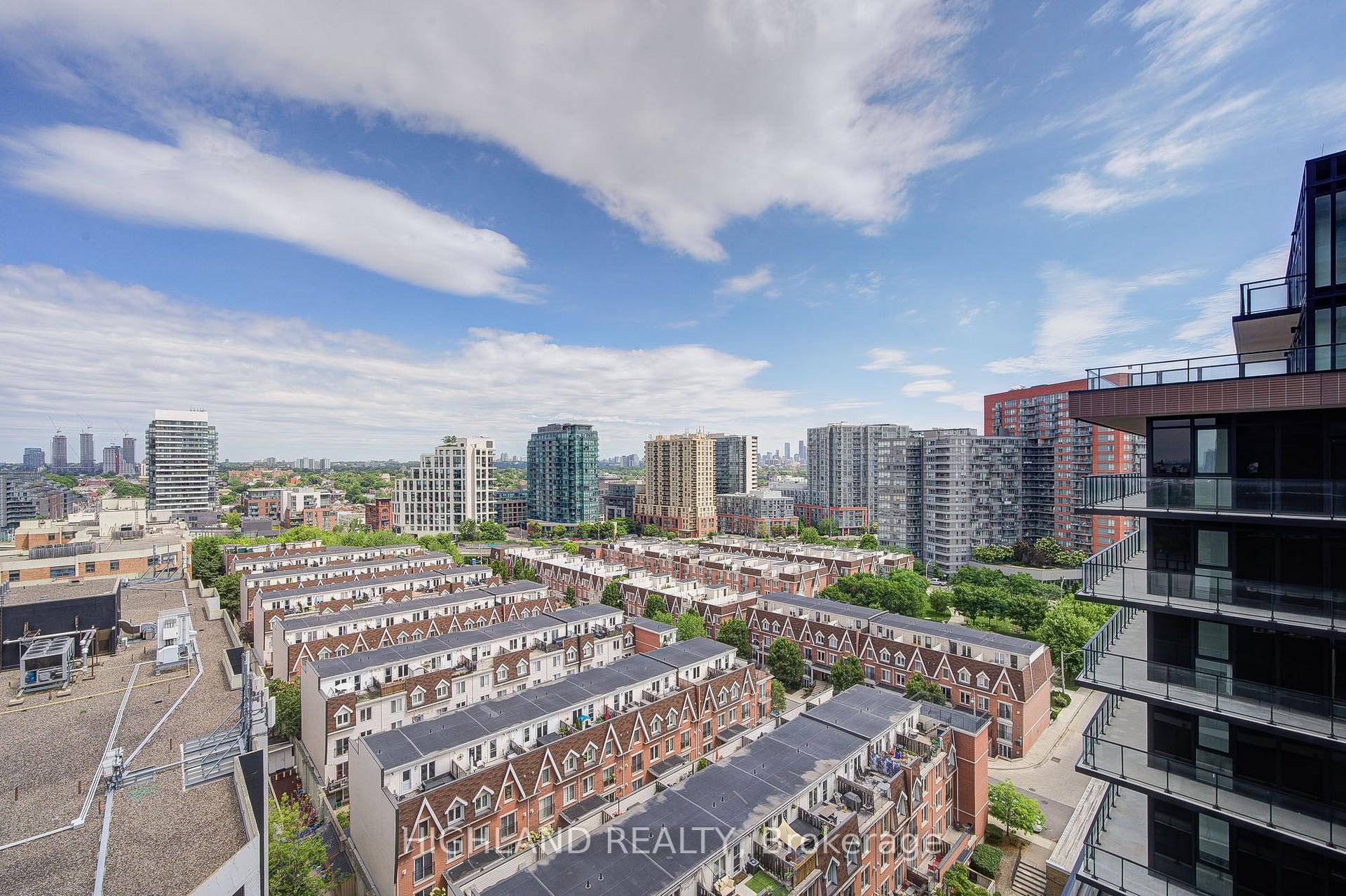 Photo 13 of Unit 1126, 285 Dufferin Street, Toronto, South Parkdale — HOMEH