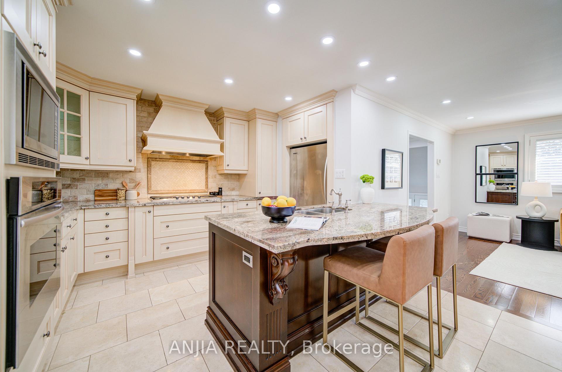 Photo 15 of 70 Briarwood Road, Markham, Unionville — HOMEH