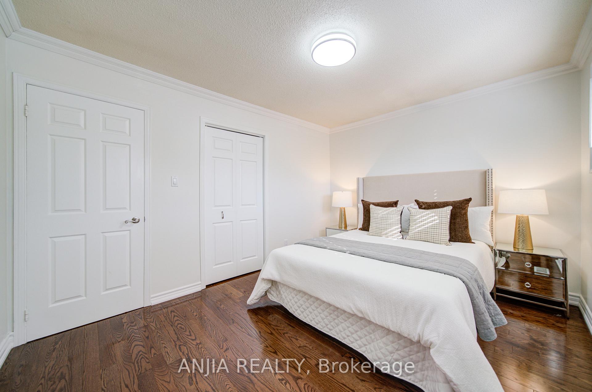 Photo 23 of 70 Briarwood Road, Markham, Unionville — HOMEH