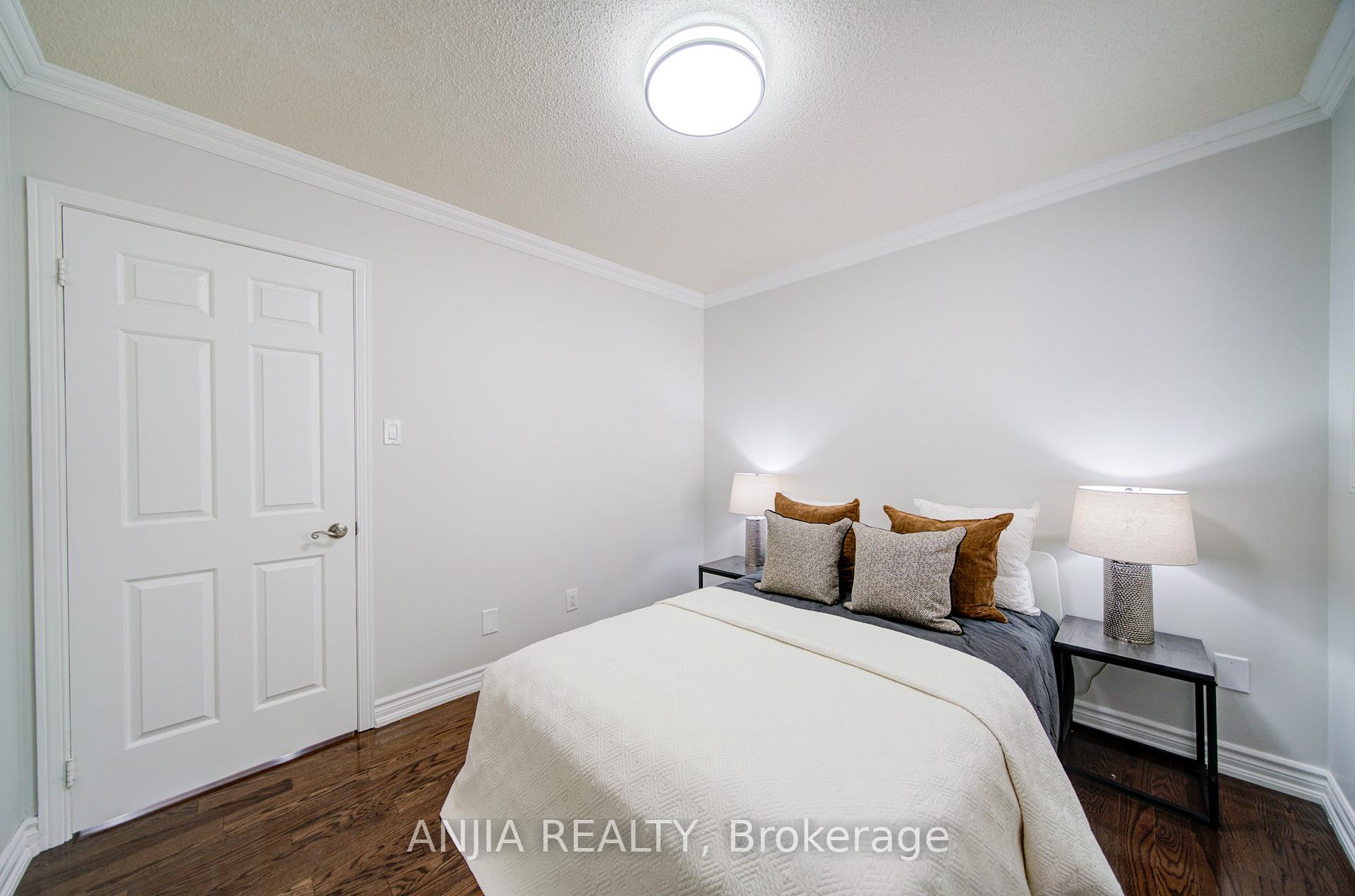 Photo 25 of 70 Briarwood Road, Markham, Unionville — HOMEH
