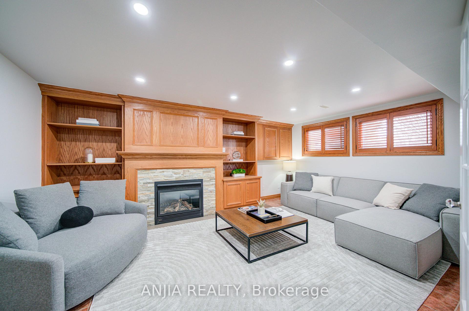 Photo 34 of 70 Briarwood Road, Markham, Unionville — HOMEH