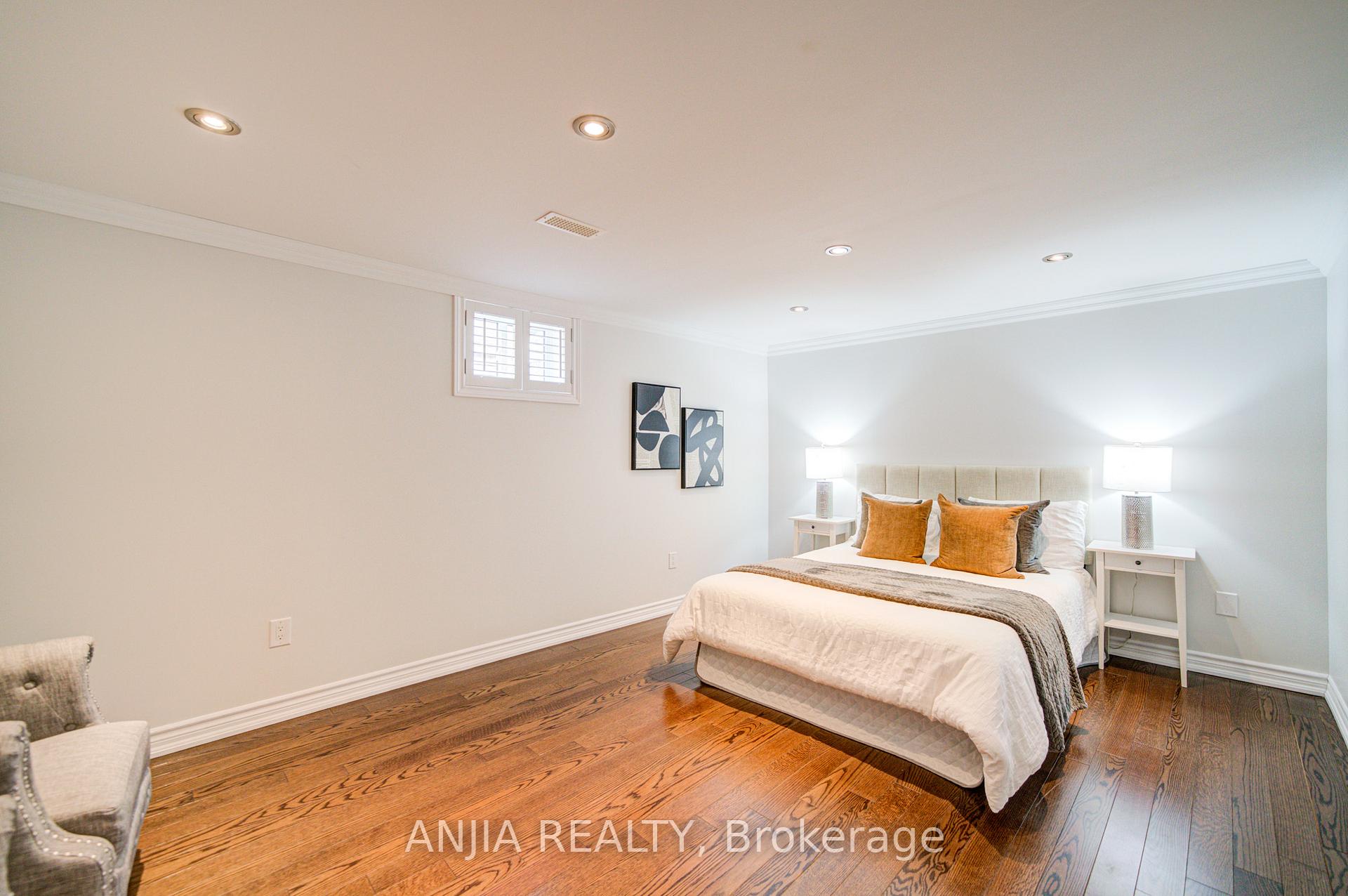 Photo 40 of 70 Briarwood Road, Markham, Unionville — HOMEH