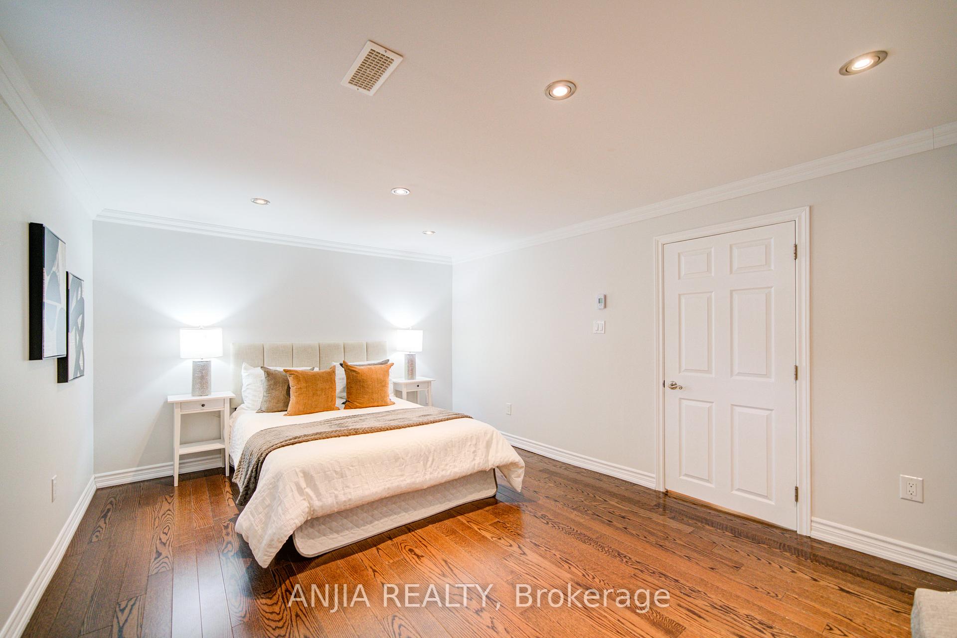 Photo 41 of 70 Briarwood Road, Markham, Unionville — HOMEH