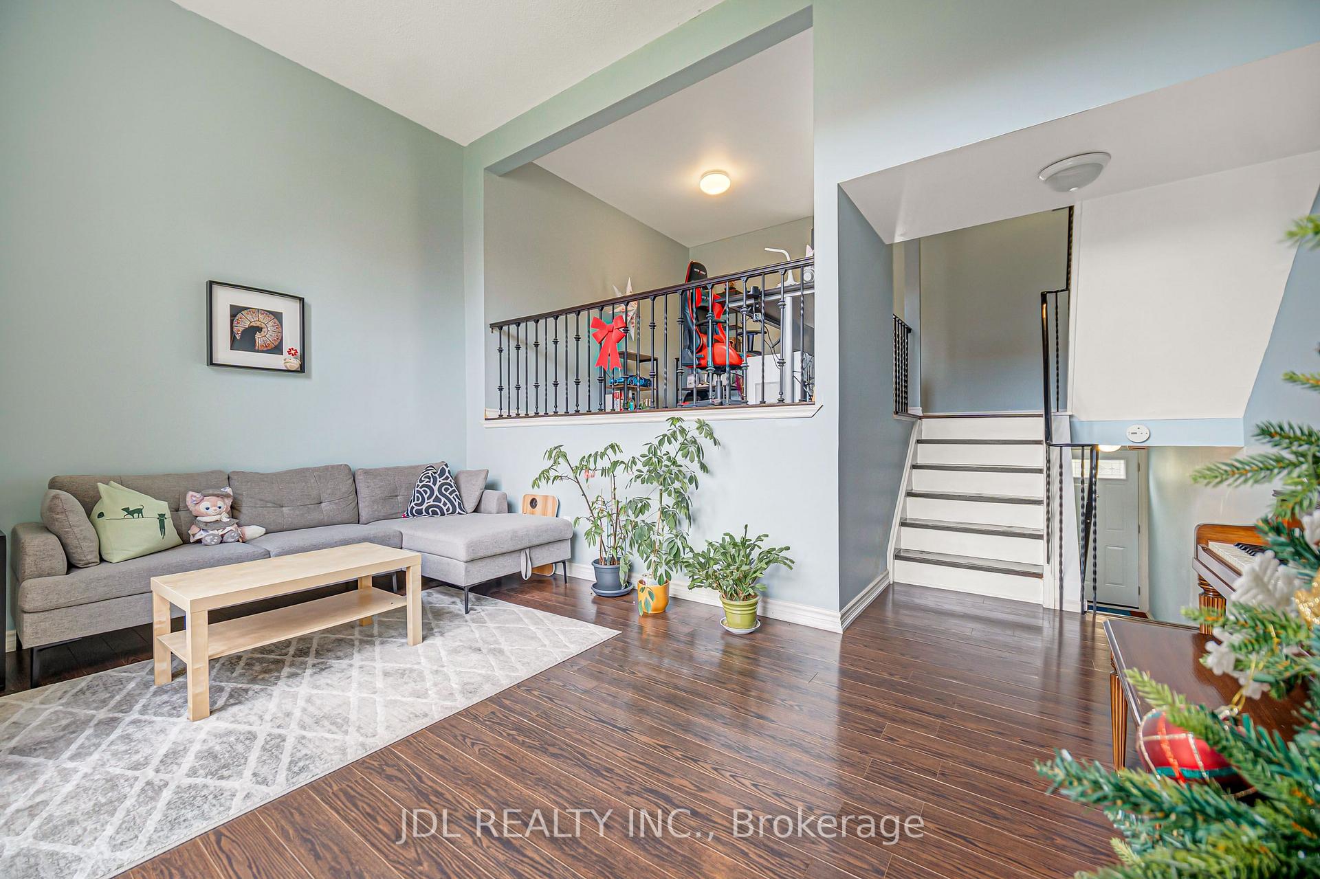 Photo 13 of Unit 33, 100 Bridletowne Circle, Scarborough, L'Amoreaux — HOMEH