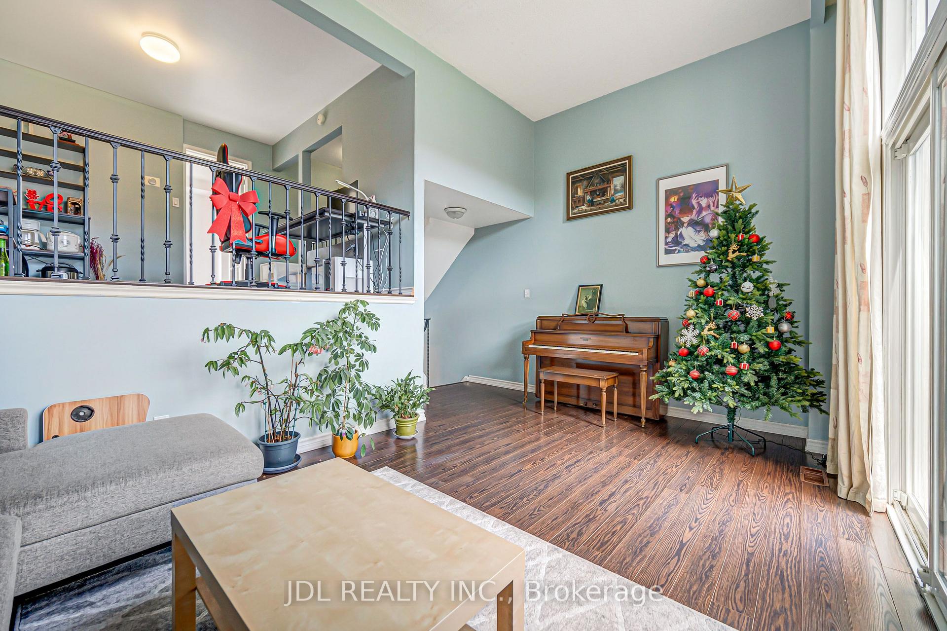 Photo 14 of Unit 33, 100 Bridletowne Circle, Scarborough, L'Amoreaux — HOMEH