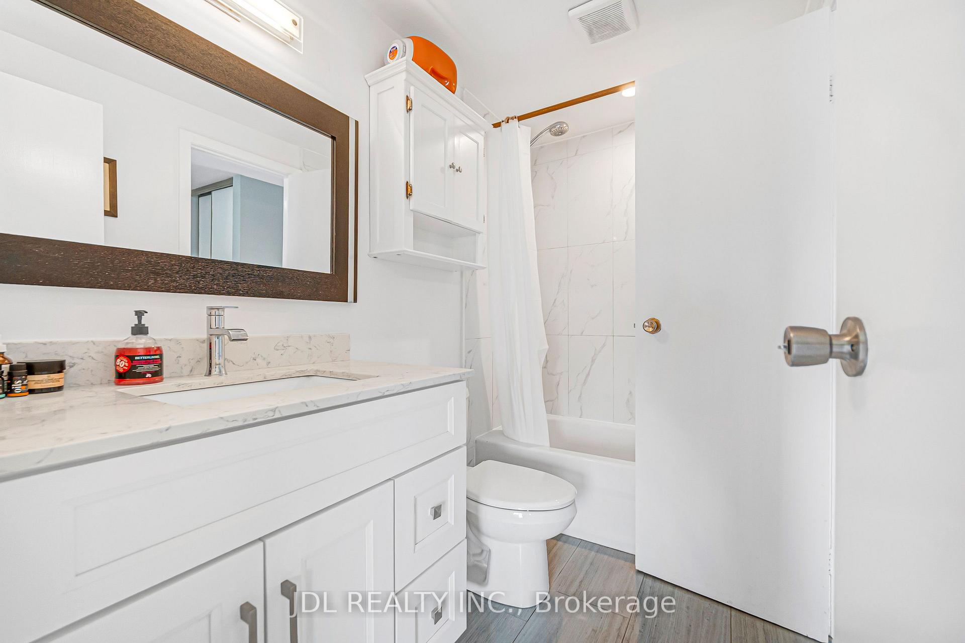 Photo 33 of Unit 33, 100 Bridletowne Circle, Scarborough, L'Amoreaux — HOMEH