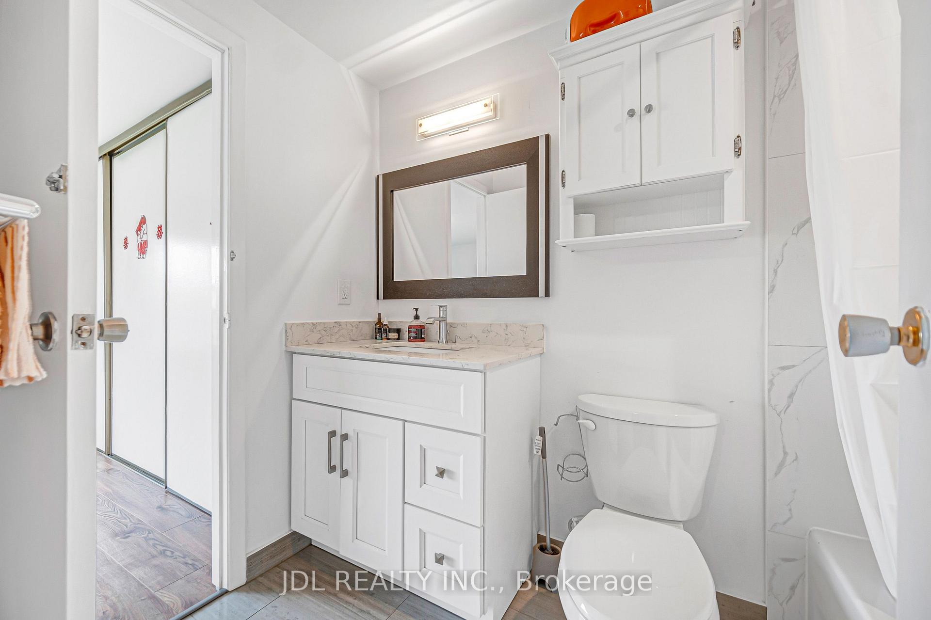 Photo 32 of Unit 33, 100 Bridletowne Circle, Scarborough, L'Amoreaux — HOMEH