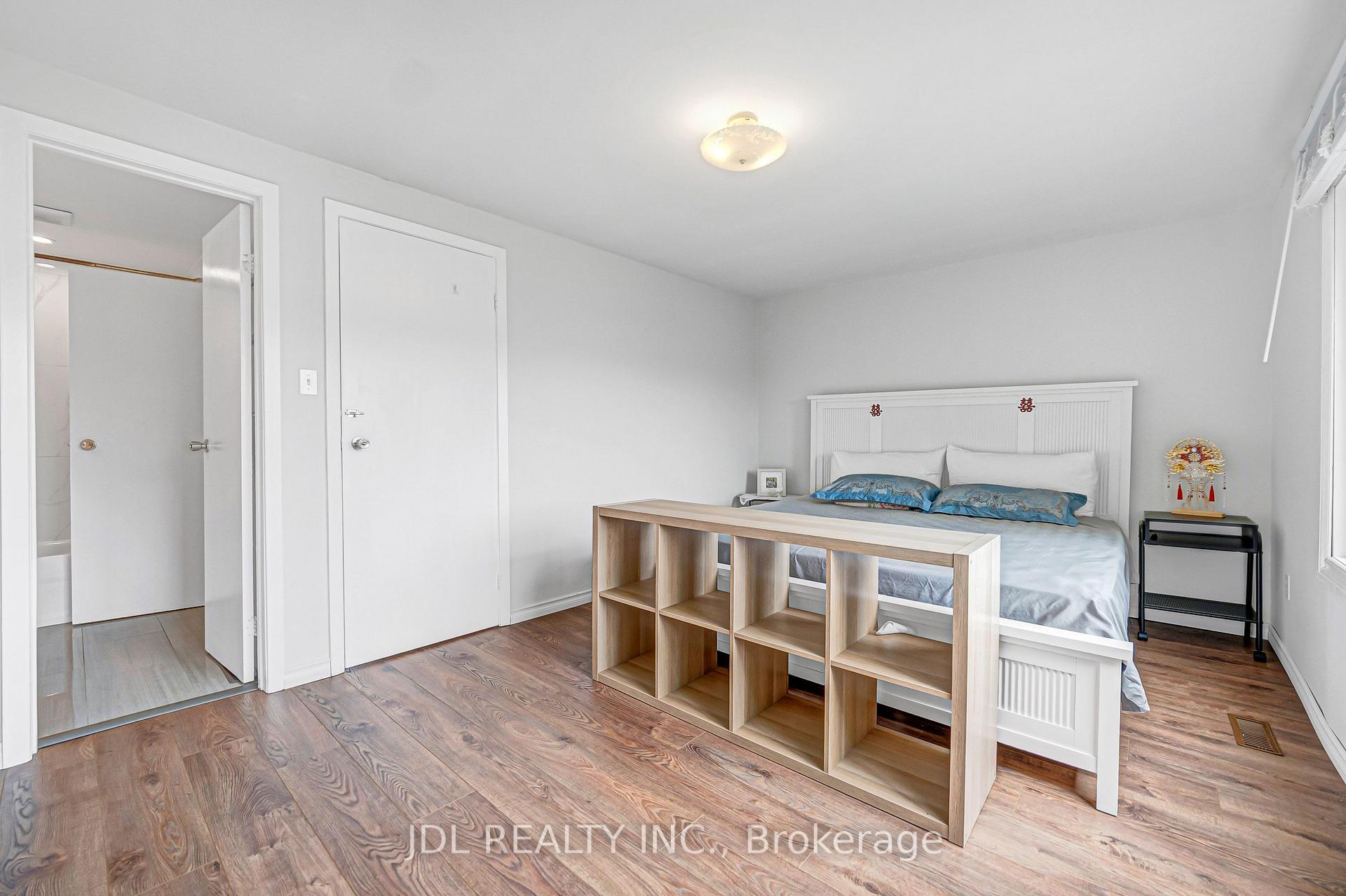 Photo 35 of Unit 33, 100 Bridletowne Circle, Scarborough, L'Amoreaux — HOMEH