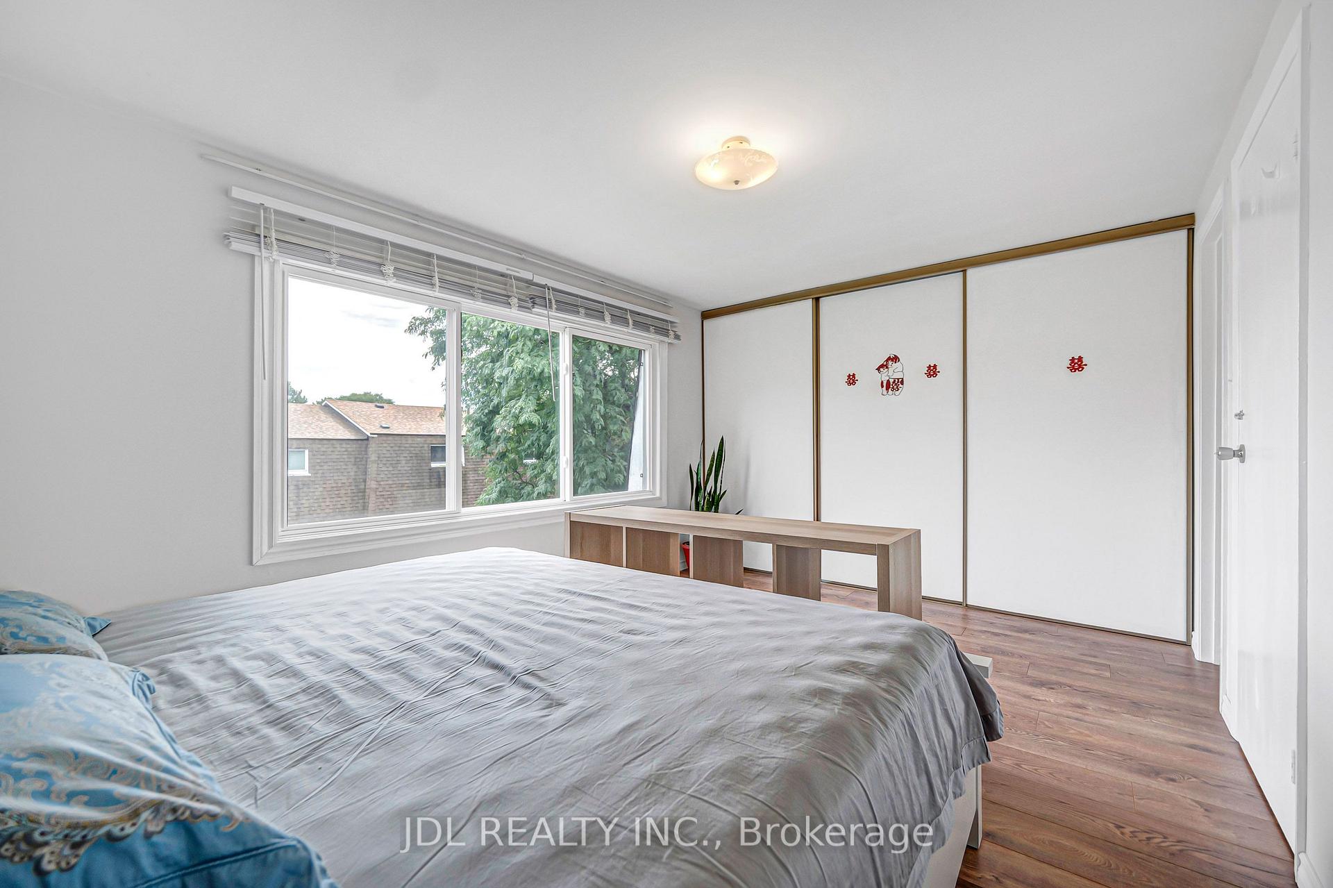 Photo 38 of Unit 33, 100 Bridletowne Circle, Scarborough, L'Amoreaux — HOMEH