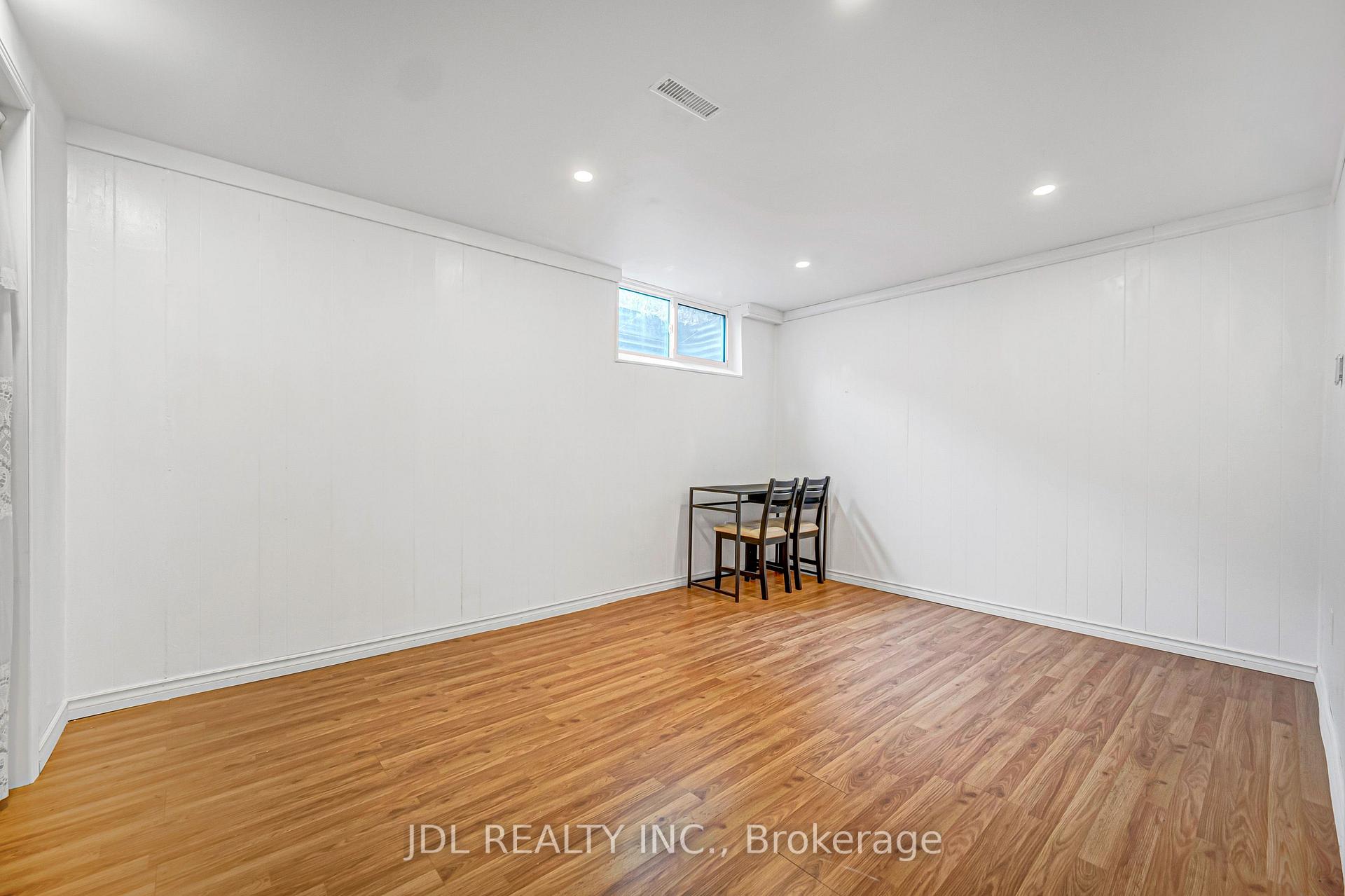 Photo 47 of Unit 33, 100 Bridletowne Circle, Scarborough, L'Amoreaux — HOMEH