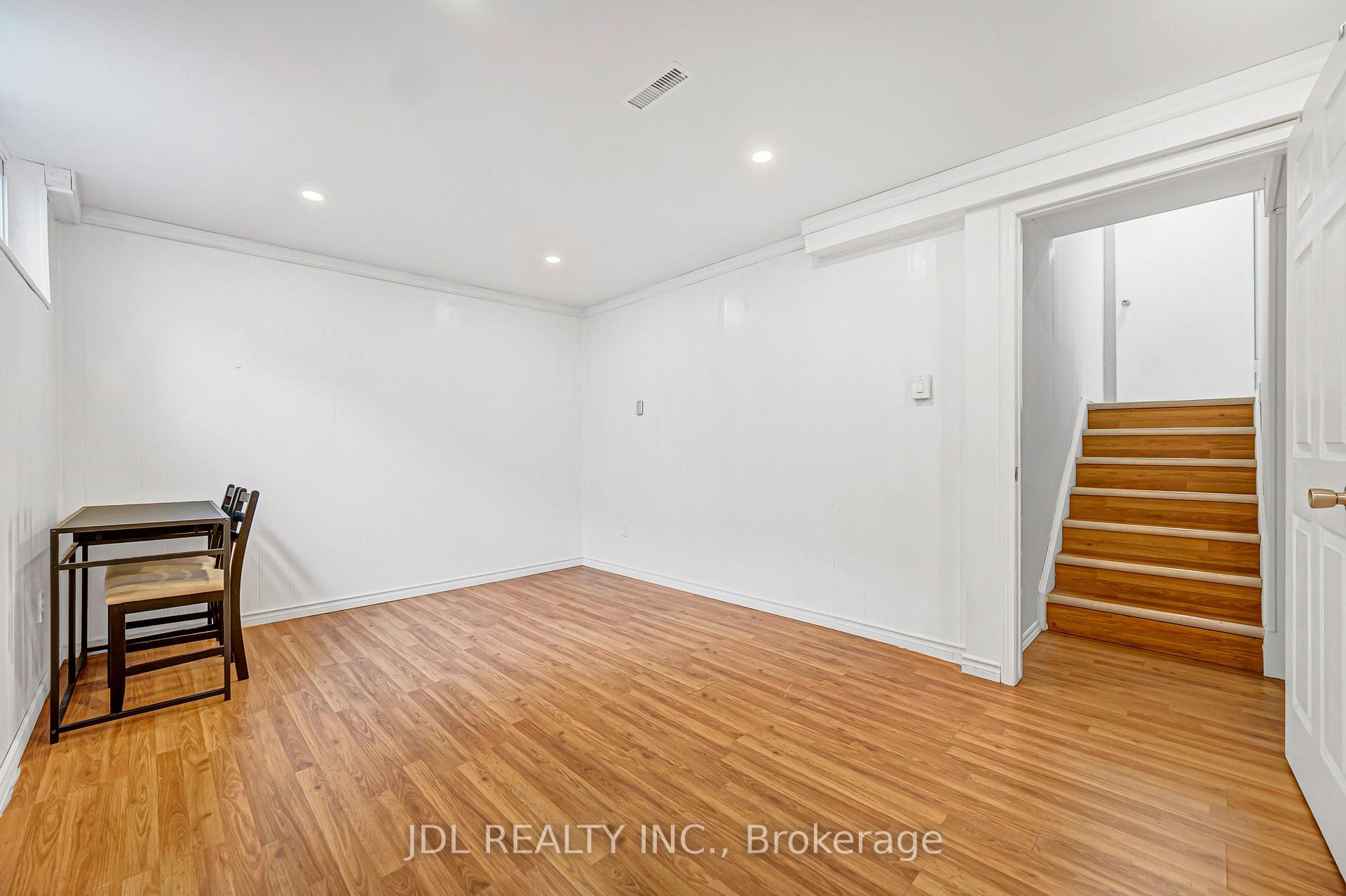Photo 48 of Unit 33, 100 Bridletowne Circle, Scarborough, L'Amoreaux — HOMEH