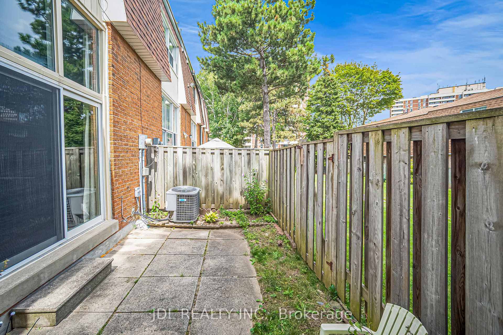 Photo 52 of Unit 33, 100 Bridletowne Circle, Scarborough, L'Amoreaux — HOMEH