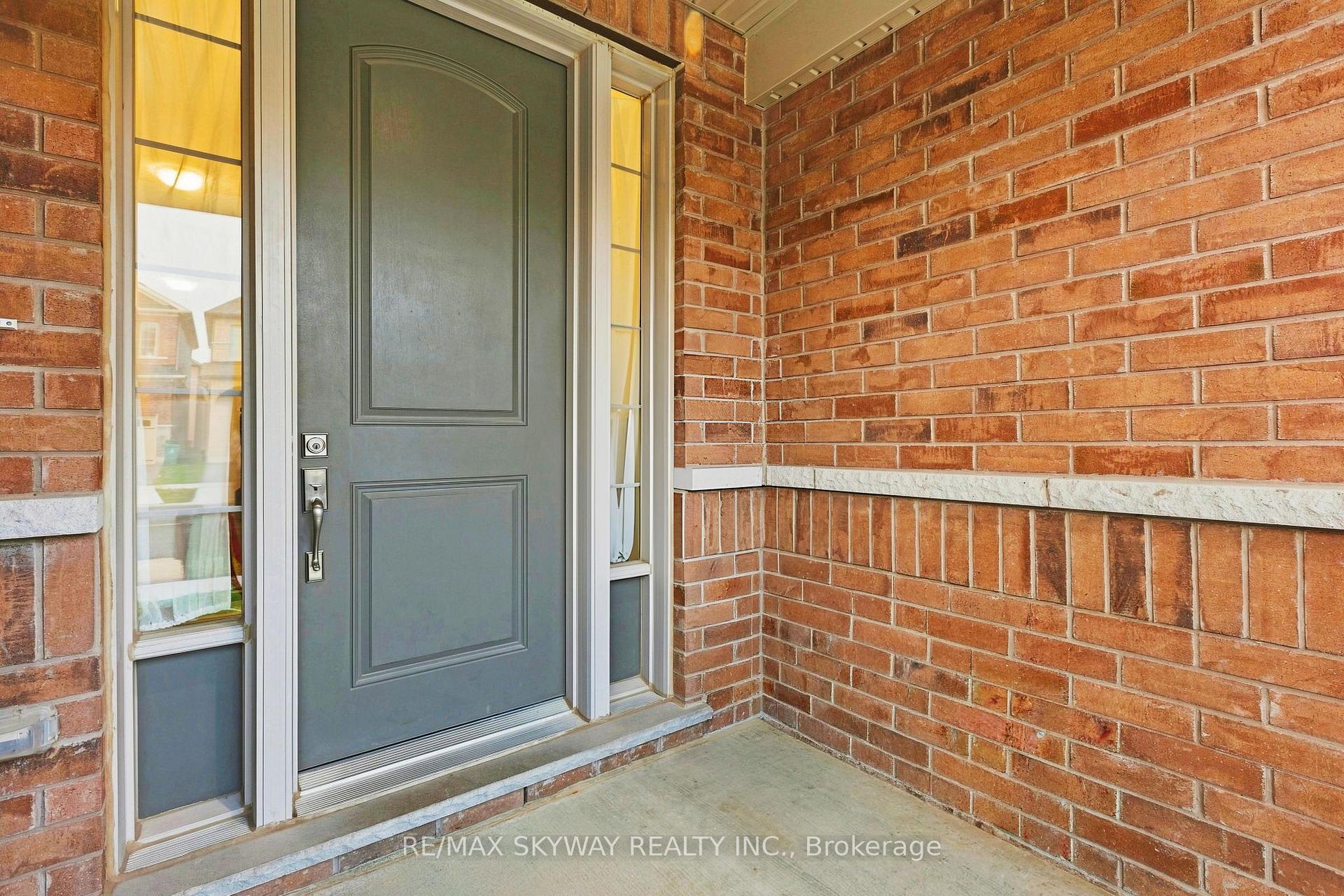 Photo 8 of 5 Gloria Street N, Kitchener, Huron Park — HOMEH