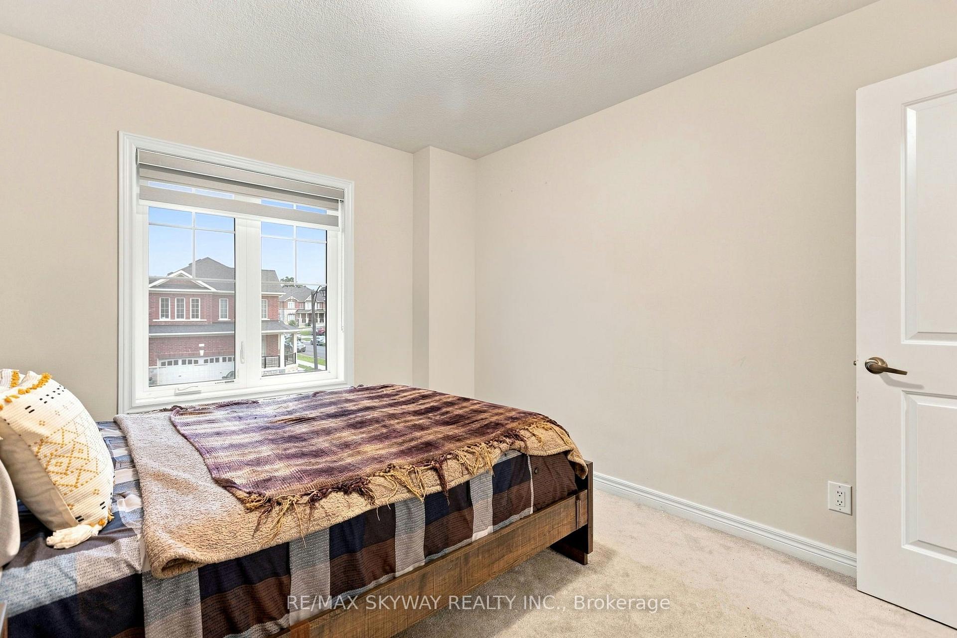 Photo 32 of 5 Gloria Street N, Kitchener, Huron Park — HOMEH