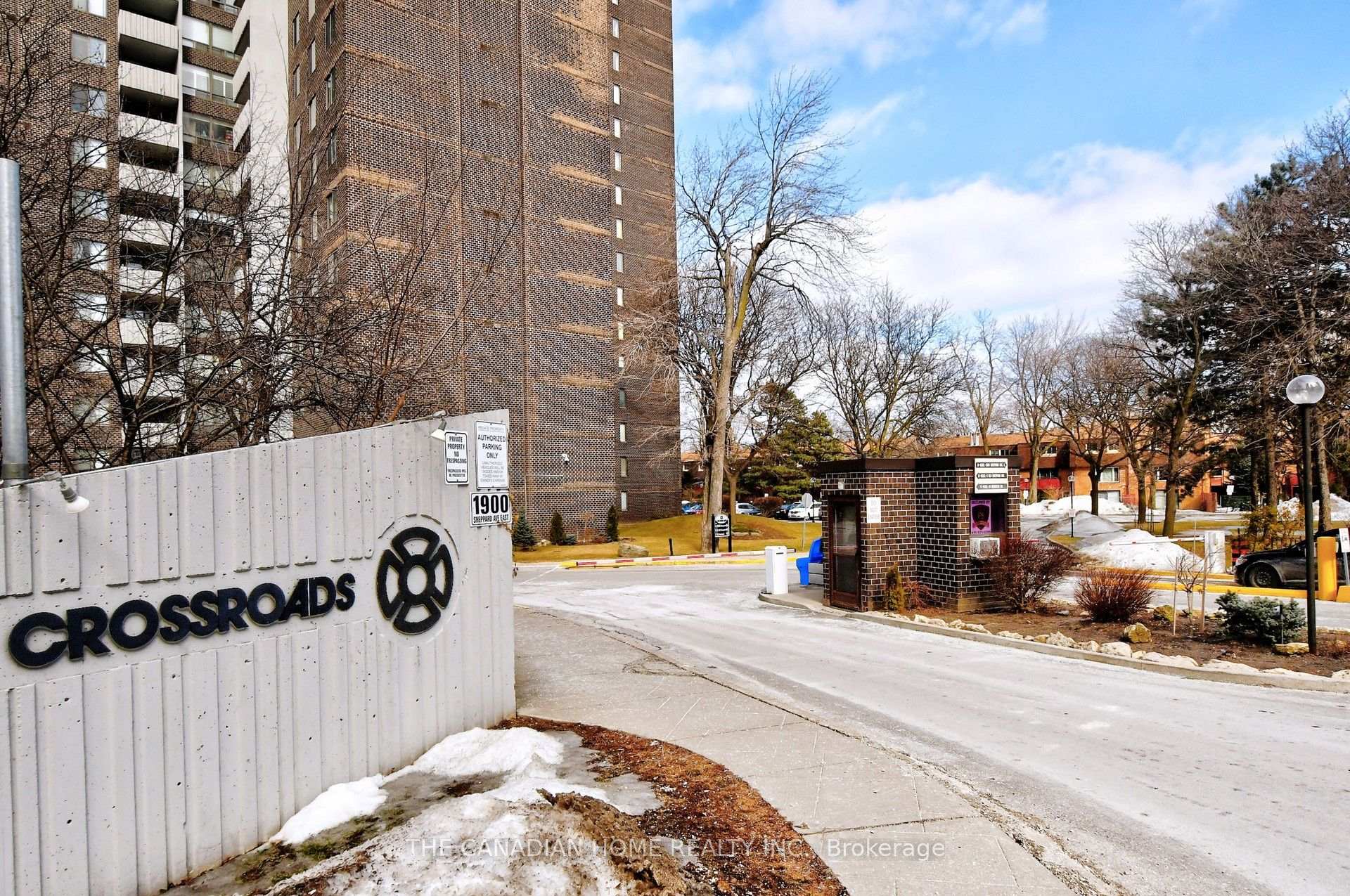 Front of Unit 1406, 1900 Sheppard Avenue E