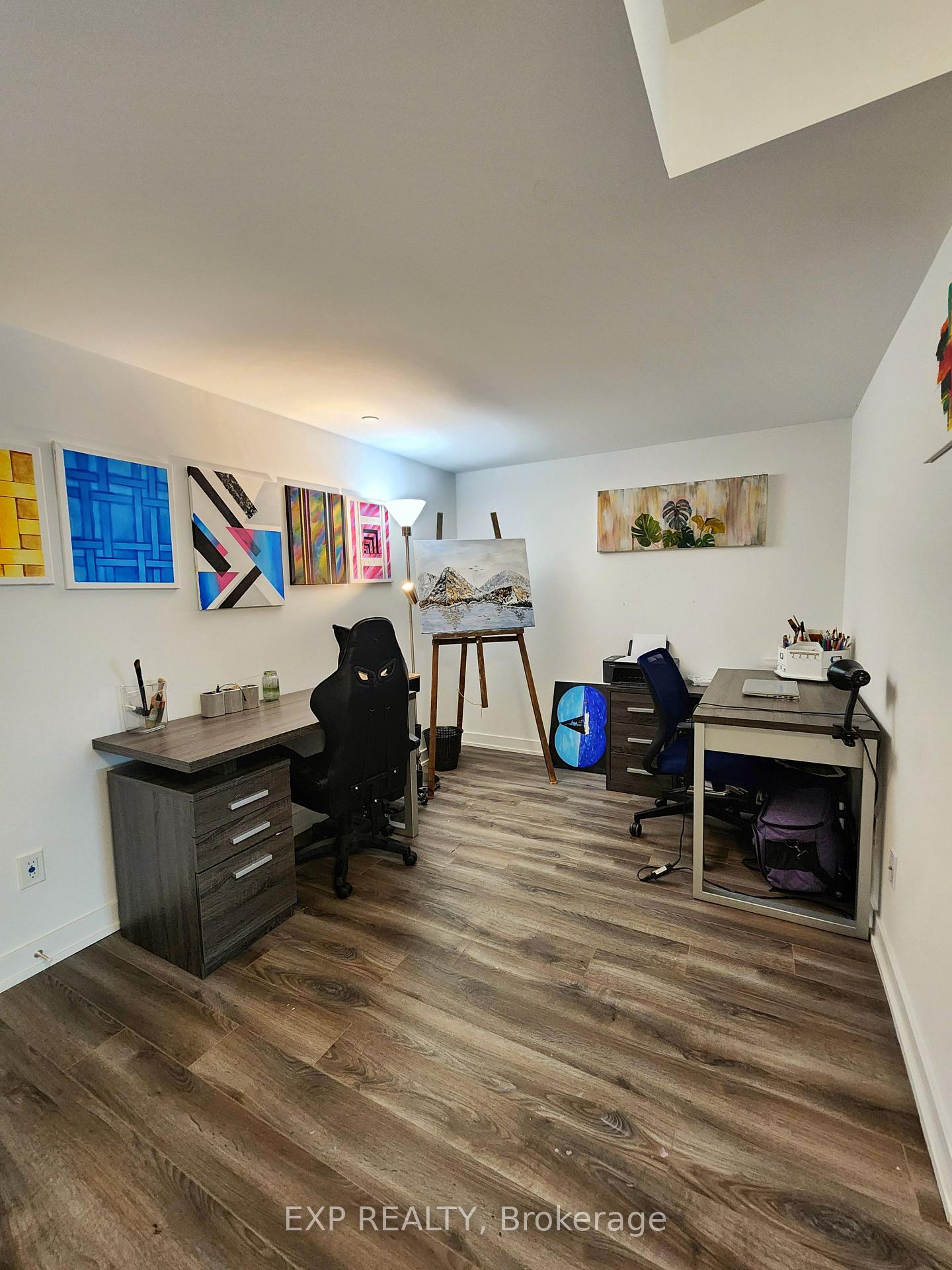 Photo 6 of Unit 7, 106 Varna Drive, Toronto, Englemount-Lawrence — HOMEH