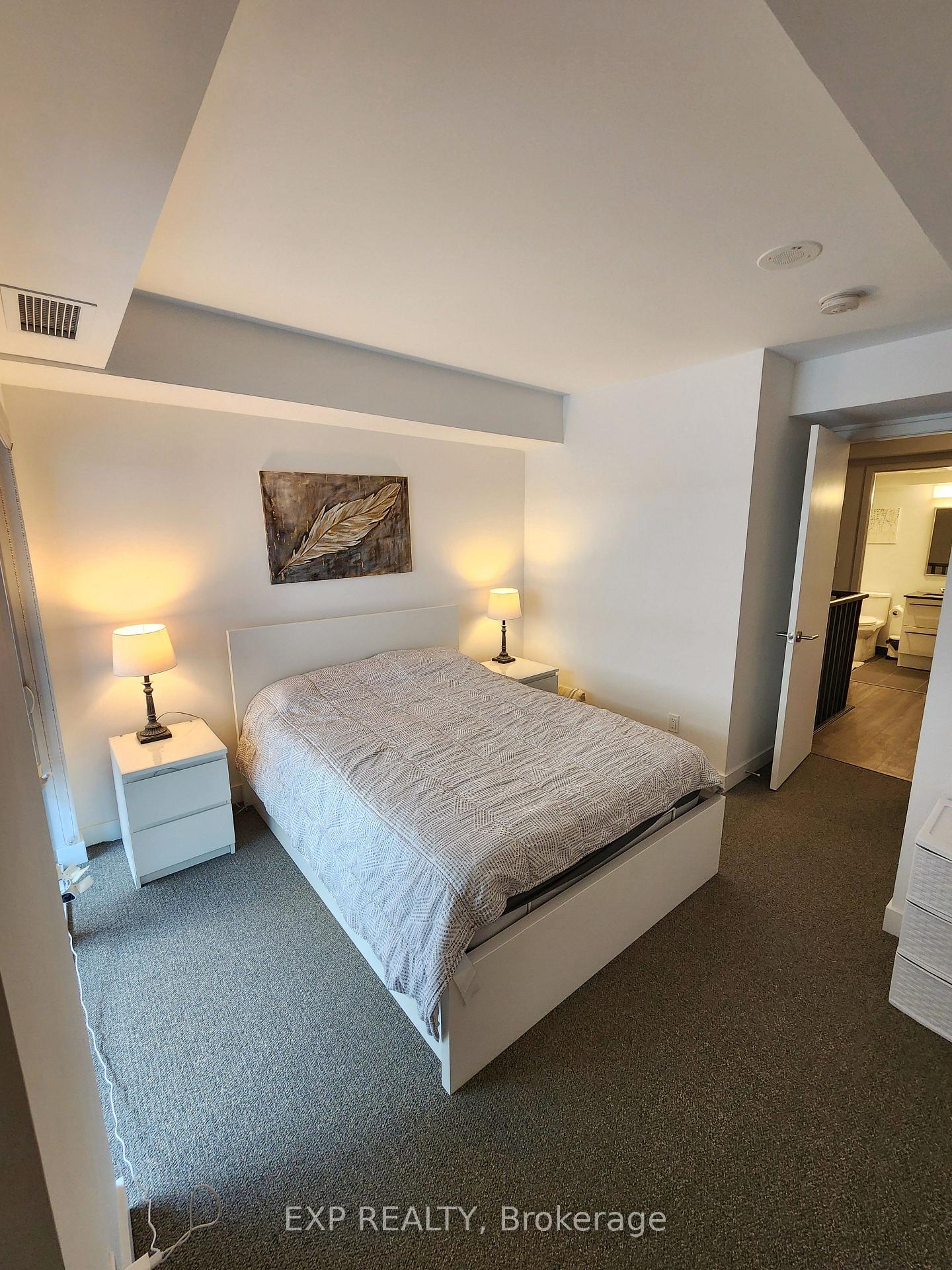 Photo 9 of Unit 7, 106 Varna Drive, Toronto, Englemount-Lawrence — HOMEH