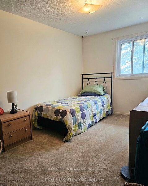 Photo 9 of Unit 1, 5815 Swayze Drive, Niagara Falls, Church's Lane — HOMEH