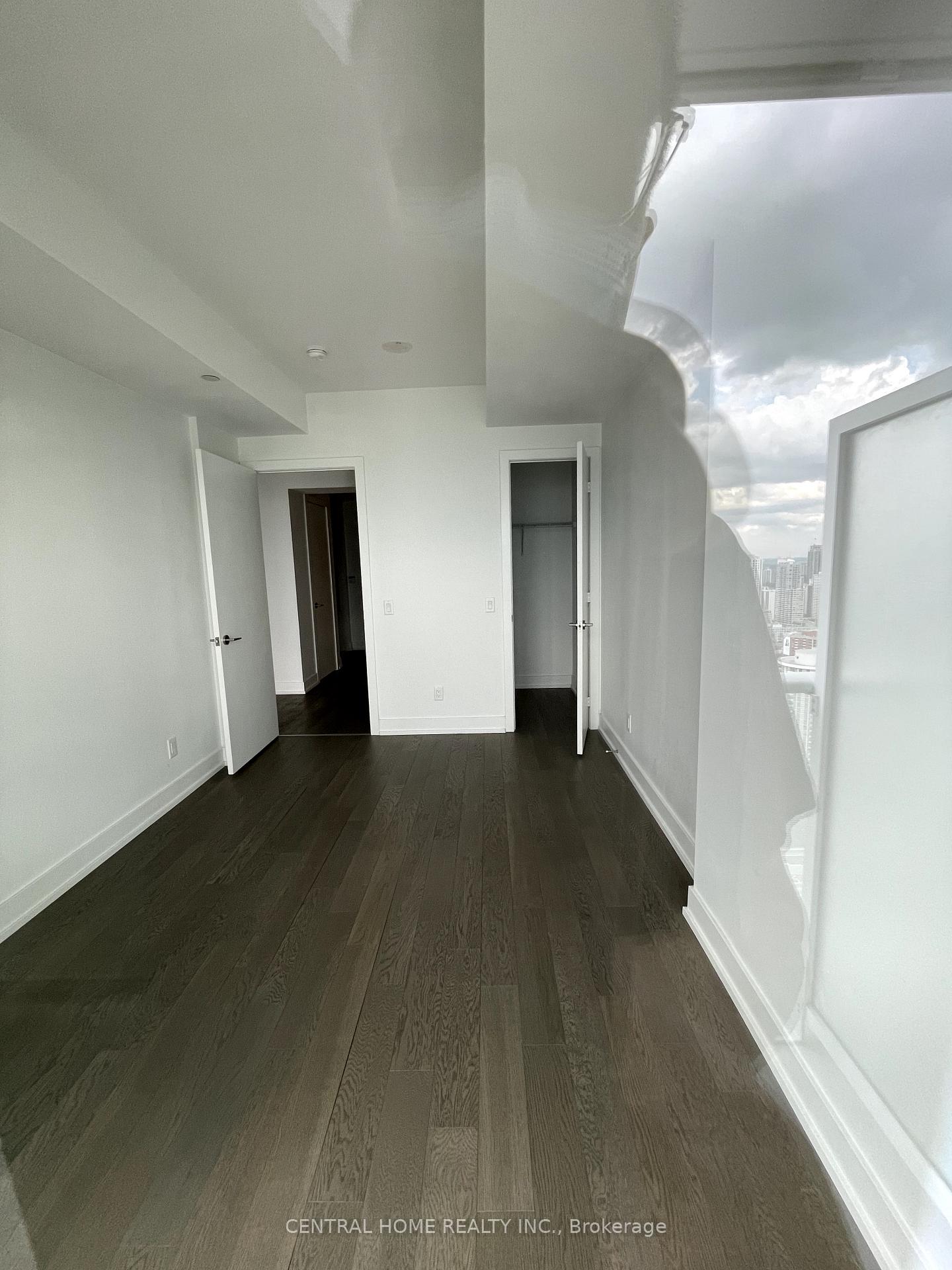 Photo 7 of Unit 4608, 7 Grenville Street, Toronto, Bay Street Corridor — HOMEH