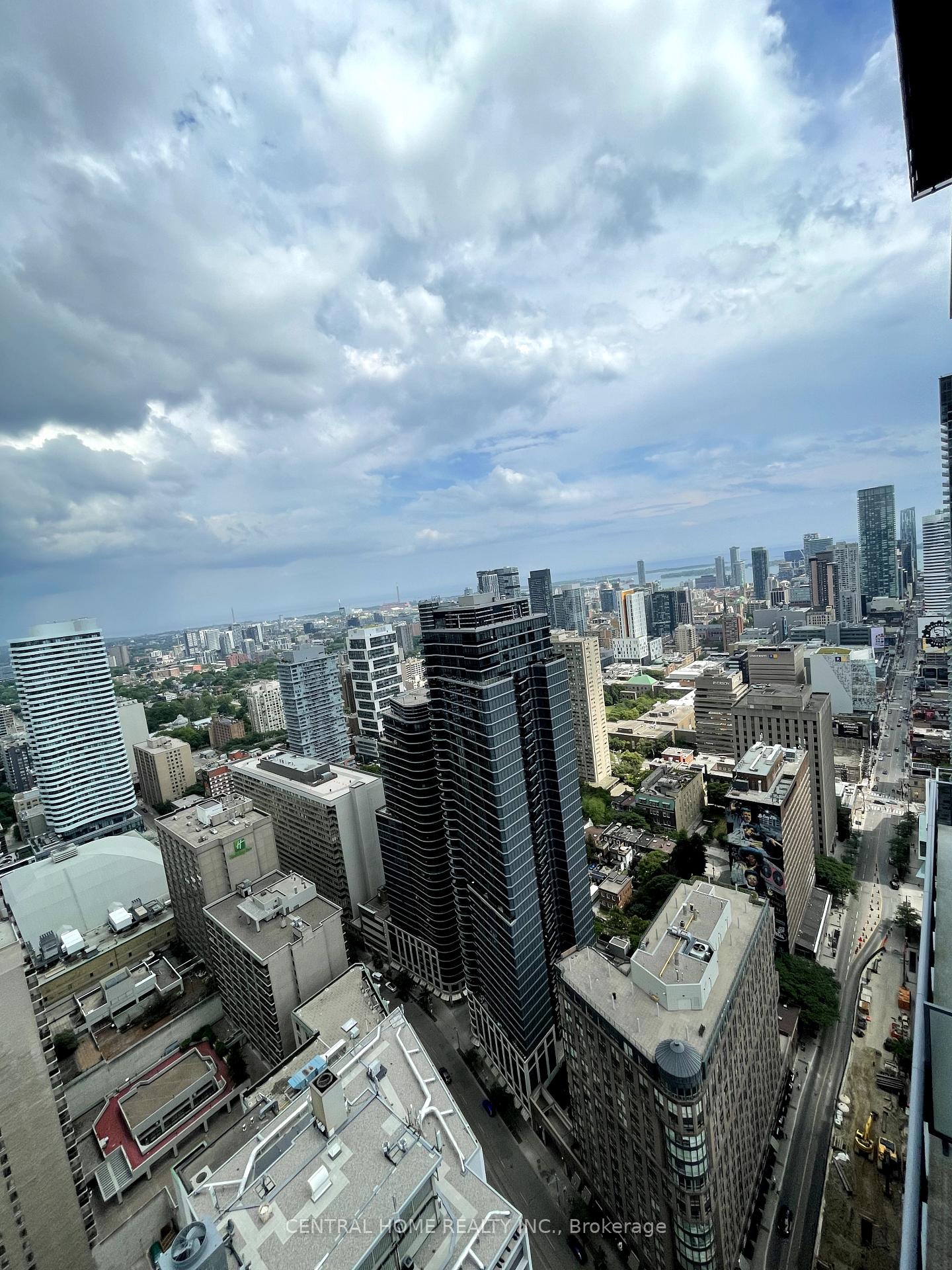 Photo 10 of Unit 4608, 7 Grenville Street, Toronto, Bay Street Corridor — HOMEH