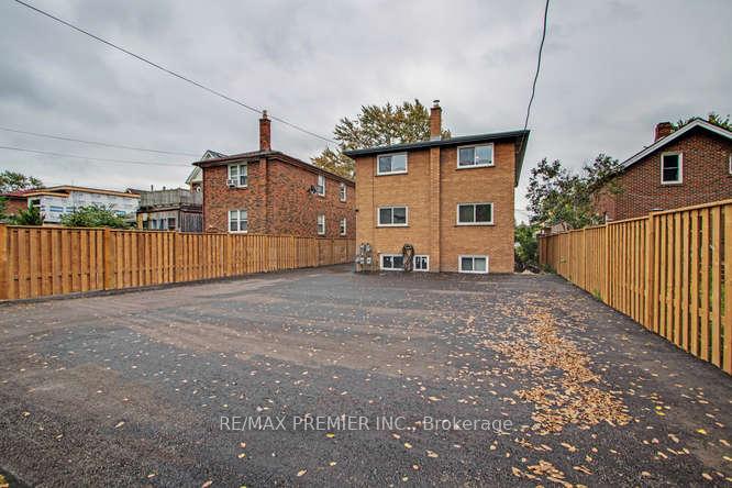 Photo 32 of Unit 2, 52 Vanevery Road, Etobicoke, Mimico — HOMEH