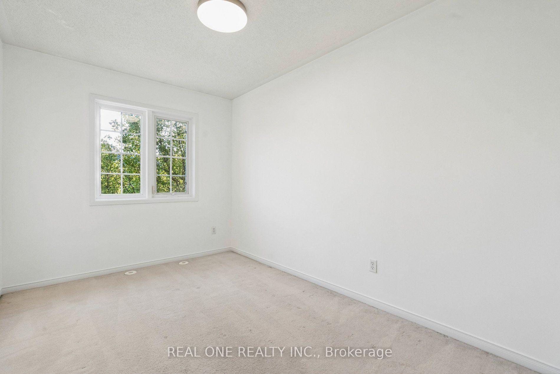 Photo 22 of 2350 Sutton Drive, Burlington, Orchard — HOMEH