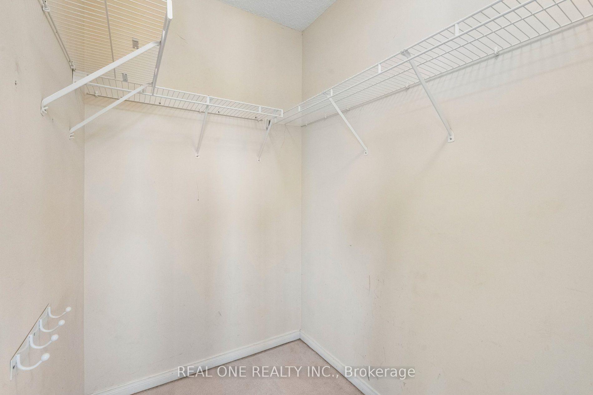 Photo 23 of 2350 Sutton Drive, Burlington, Orchard — HOMEH