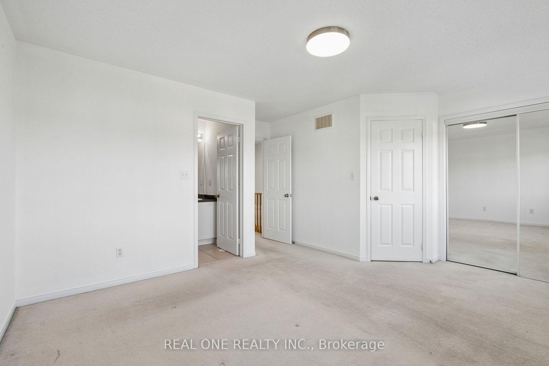 Photo 26 of 2350 Sutton Drive, Burlington, Orchard — HOMEH