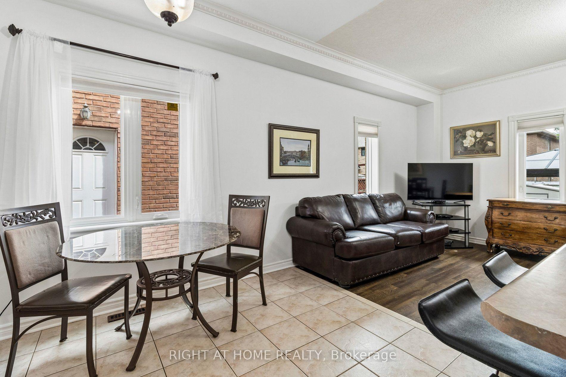 Photo 7 of 116 Nasir Crescent, Vaughan, Vellore Village — HOMEH