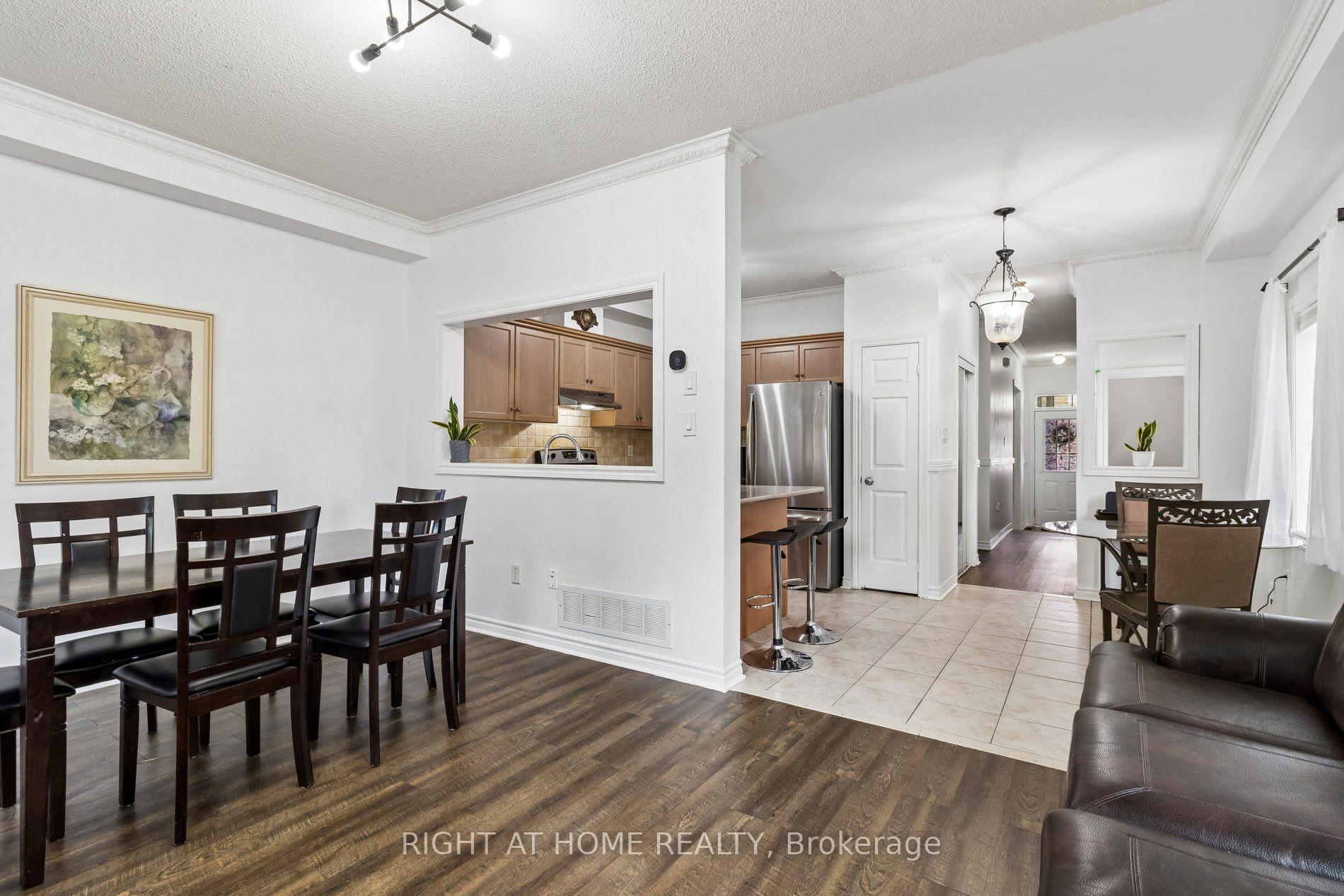 Photo 11 of 116 Nasir Crescent, Vaughan, Vellore Village — HOMEH