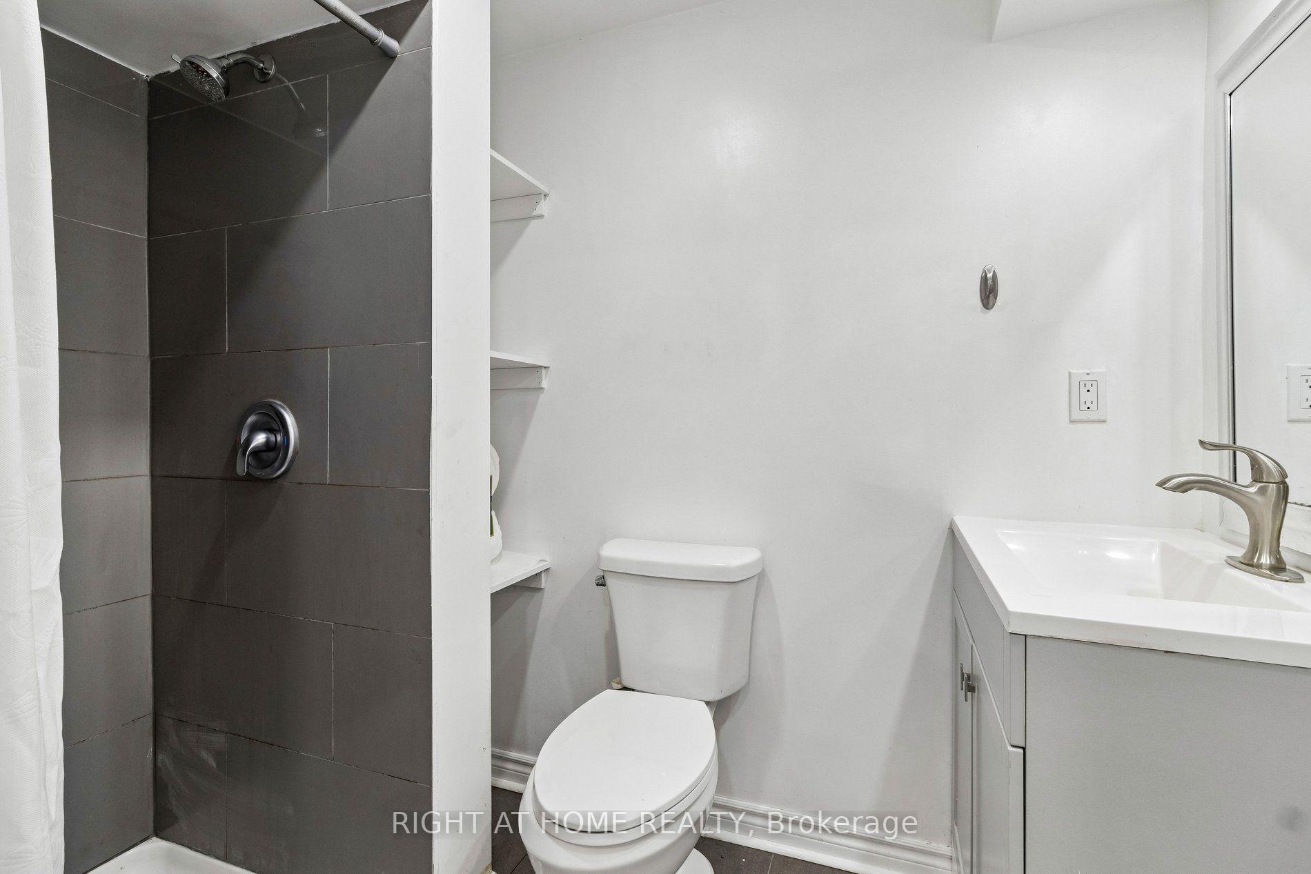Photo 38 of 116 Nasir Crescent, Vaughan, Vellore Village — HOMEH
