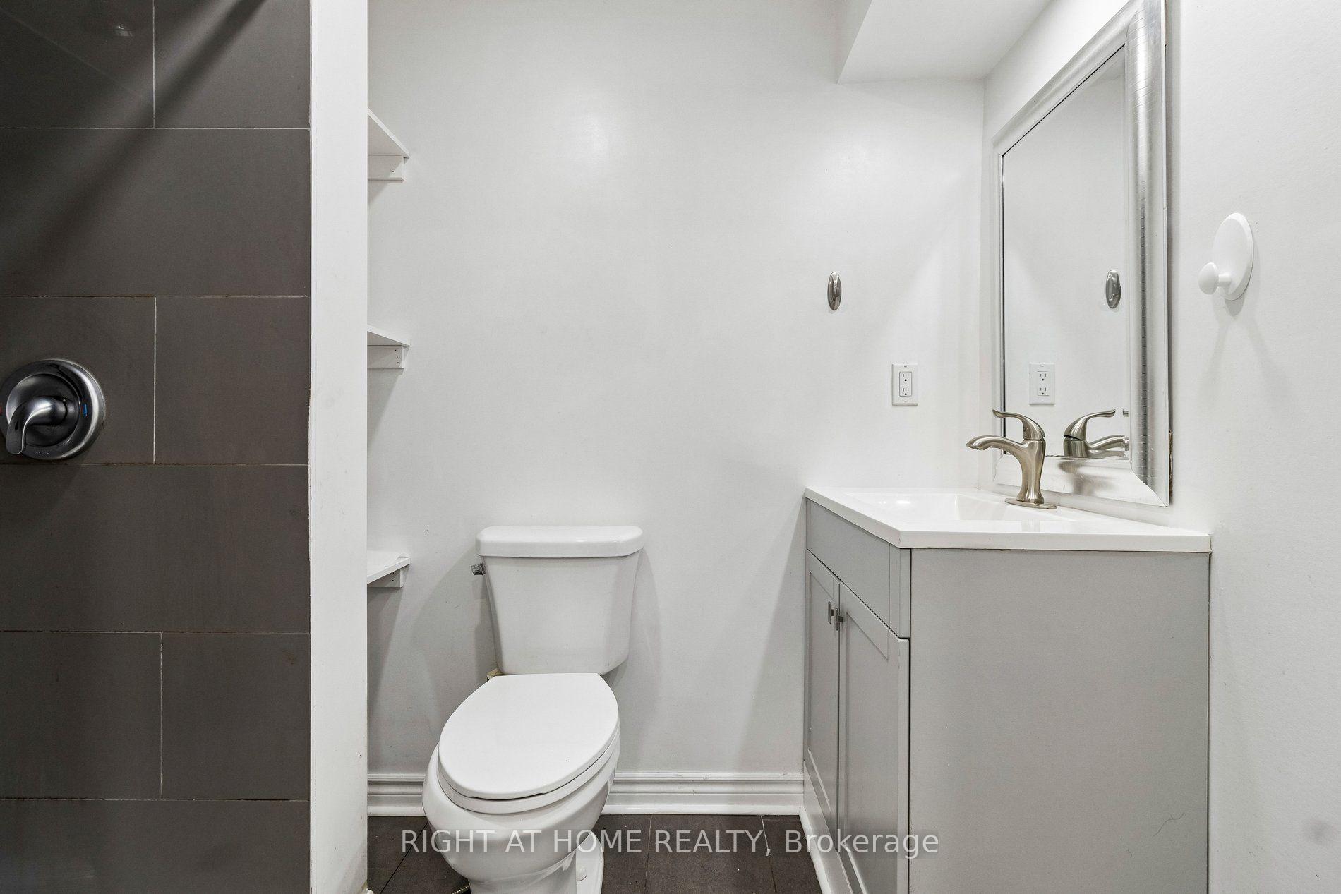 Photo 39 of 116 Nasir Crescent, Vaughan, Vellore Village — HOMEH