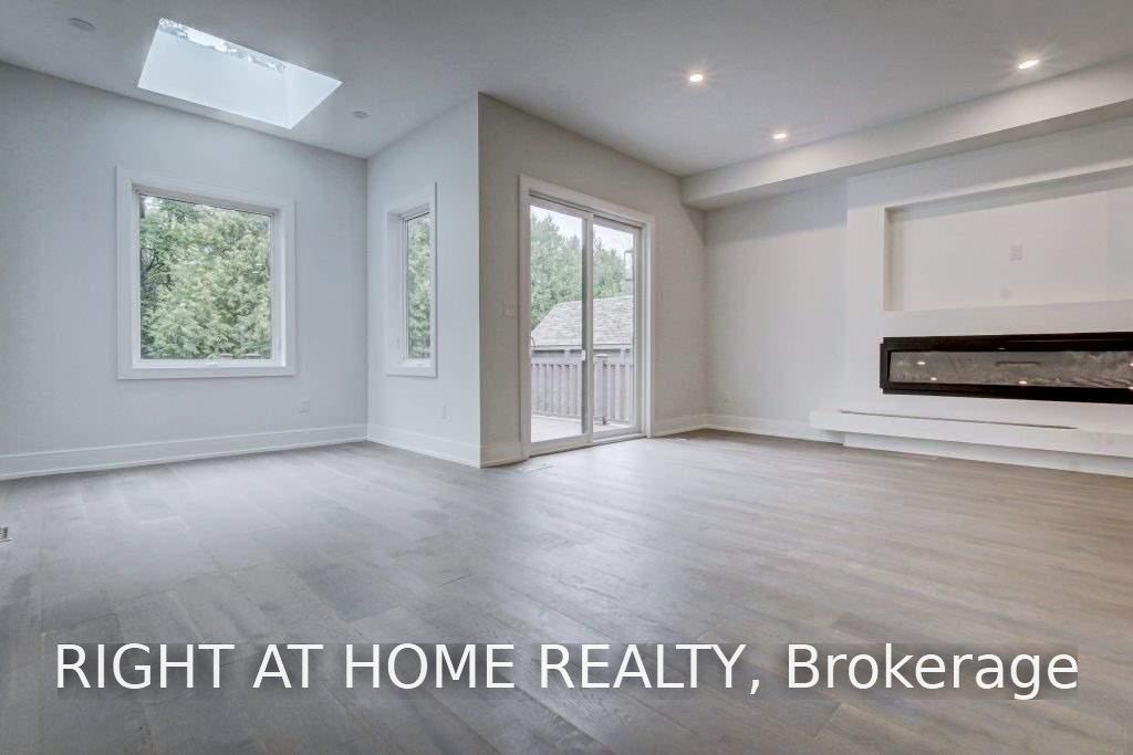 Photo 9 of 1165 Pinegrove Road, Oakville, West — HOMEH