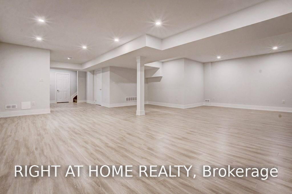 Photo 15 of 1165 Pinegrove Road, Oakville, West — HOMEH