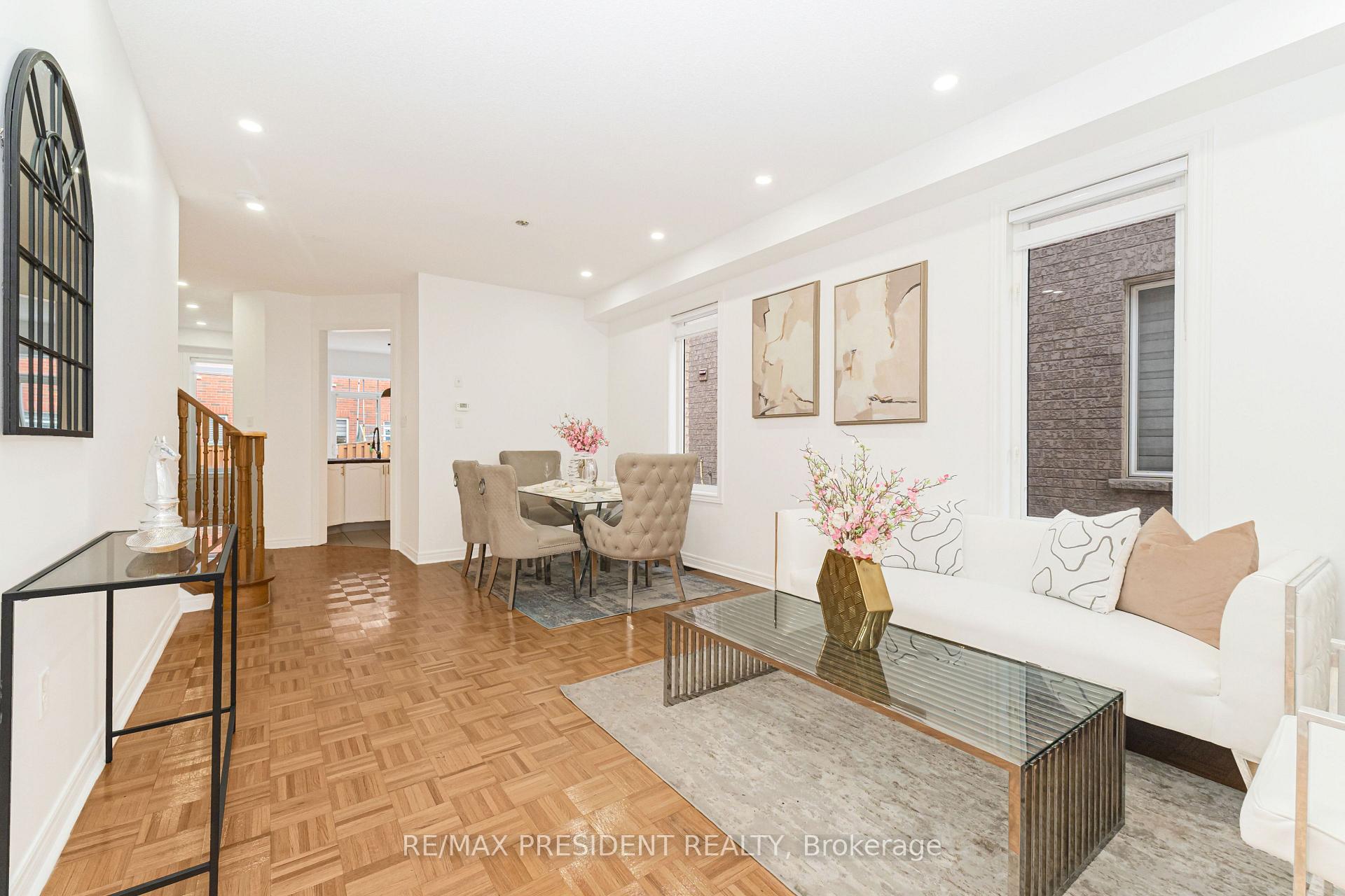 Photo 7 of 29 Prudhomme Drive, Brampton, Sandringham-Wellington — HOMEH