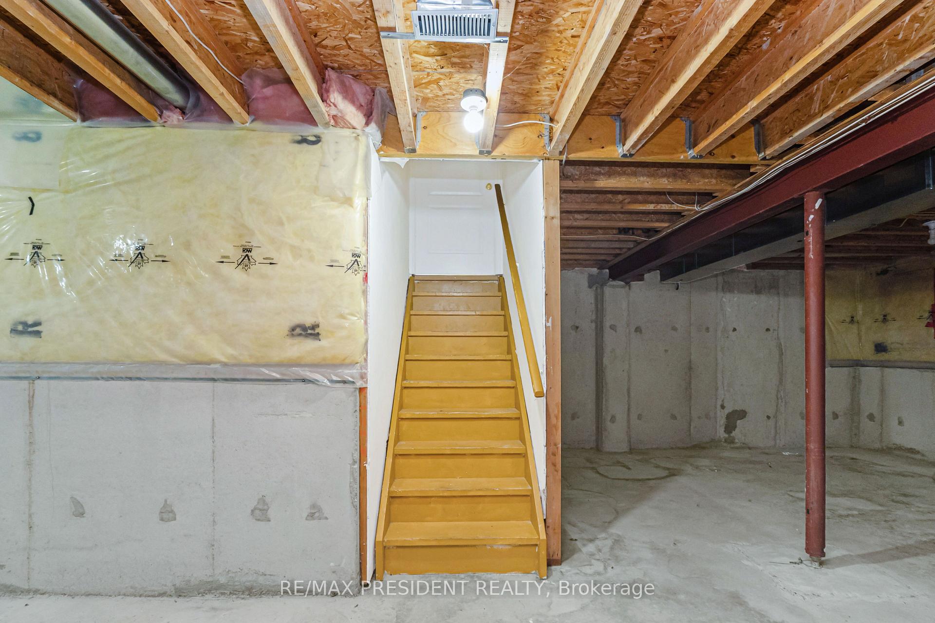 Photo 31 of 29 Prudhomme Drive, Brampton, Sandringham-Wellington — HOMEH