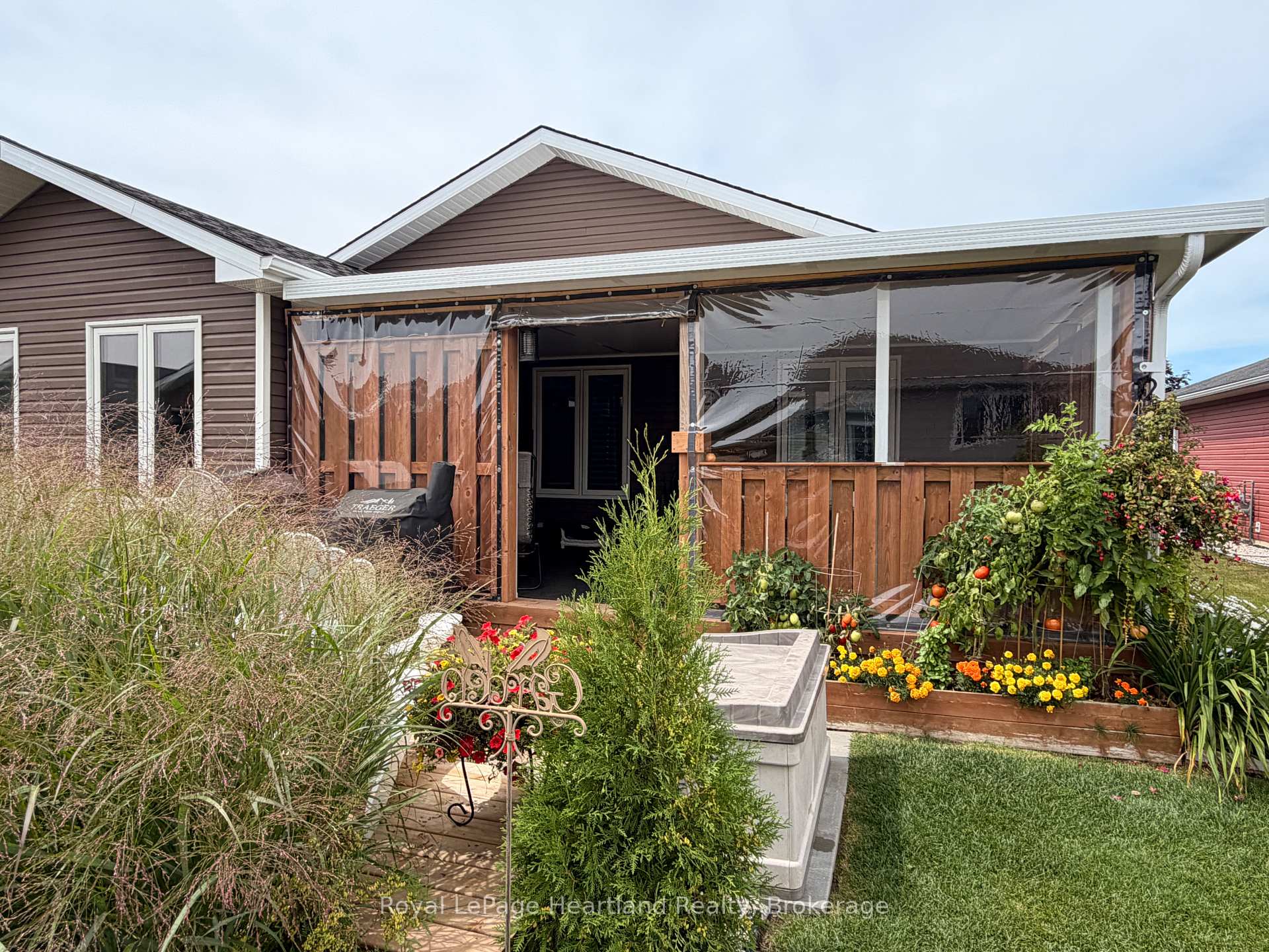 Photo 28 of 8 Windward Way N, Ashfield-Colborne-Wawanosh, Colborne — HOMEH