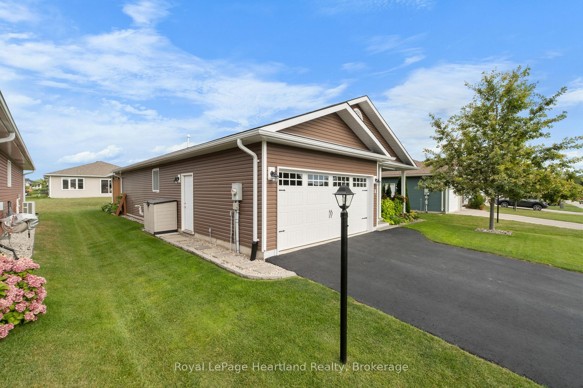 Photo 37 of 8 Windward Way N, Ashfield-Colborne-Wawanosh, Colborne — HOMEH