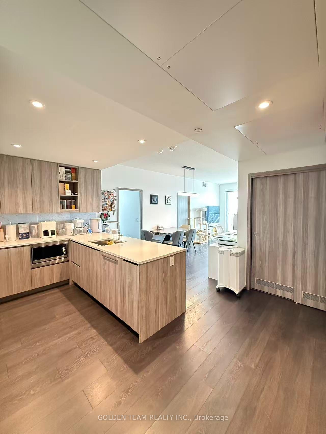 Photo 2 of Unit 2902, 95 Mcmahon Drive, North York, Bayview Village — HOMEH