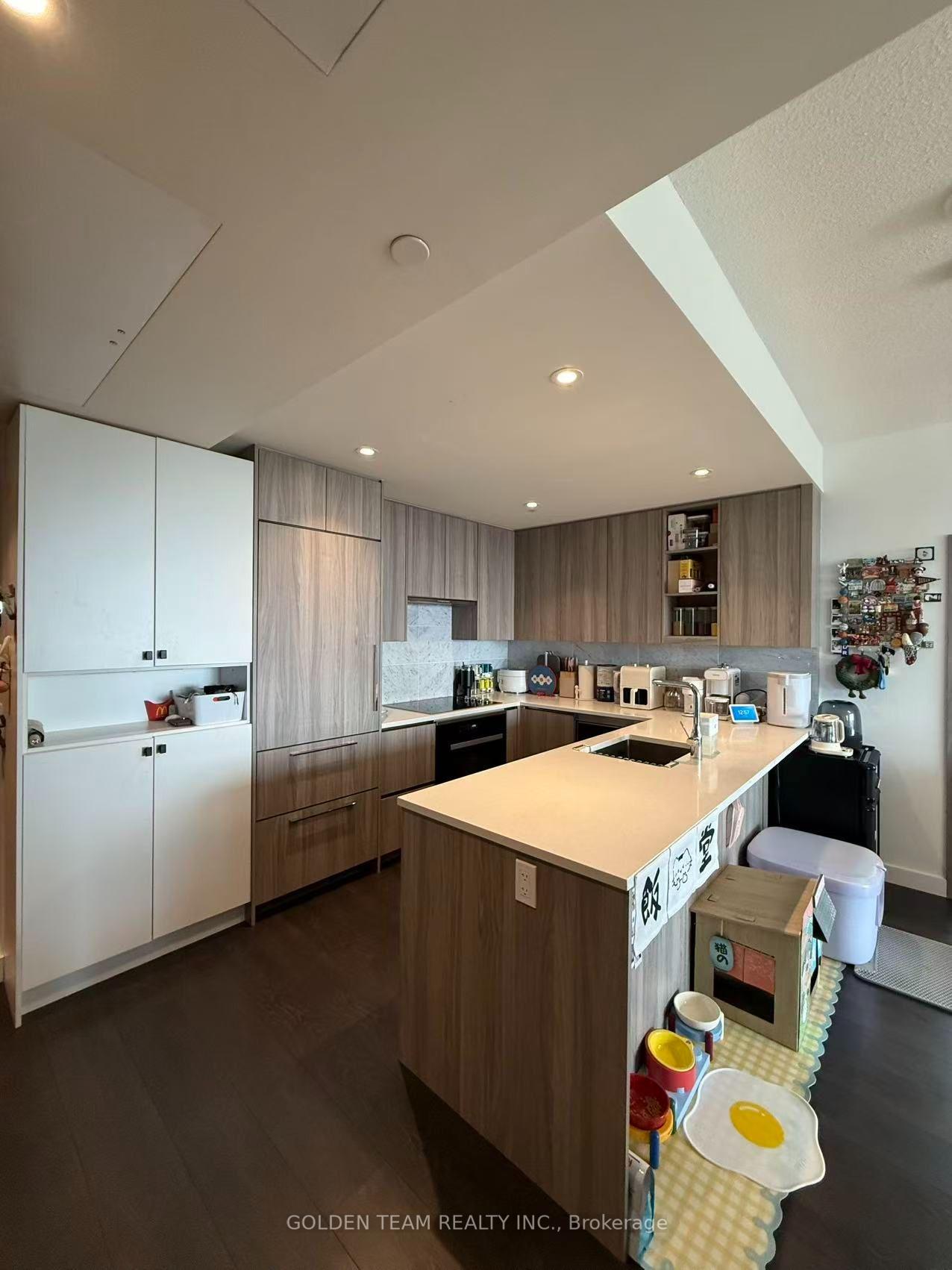 Photo 3 of Unit 2902, 95 Mcmahon Drive, North York, Bayview Village — HOMEH