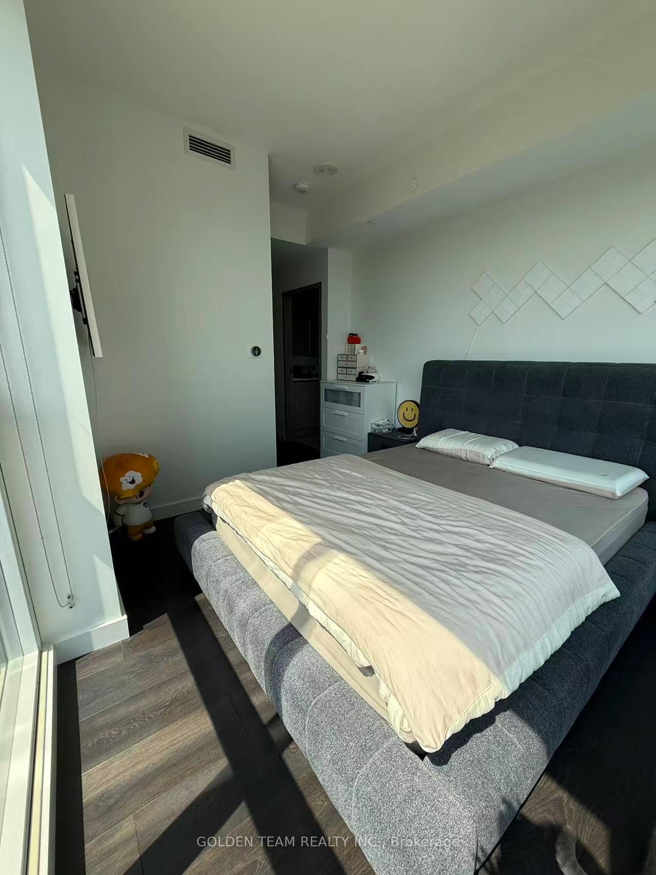 Photo 7 of Unit 2902, 95 Mcmahon Drive, North York, Bayview Village — HOMEH