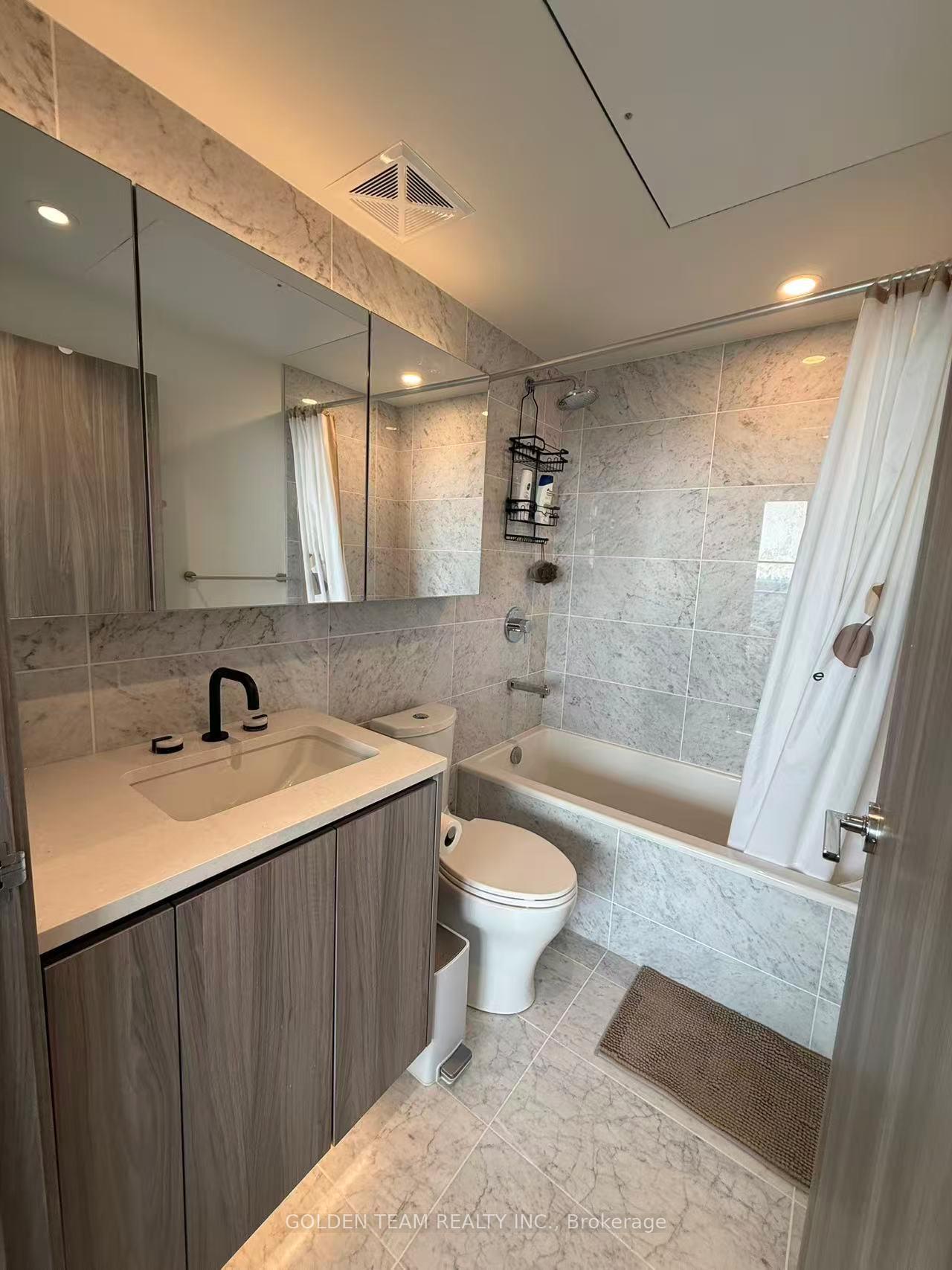 Photo 10 of Unit 2902, 95 Mcmahon Drive, North York, Bayview Village — HOMEH