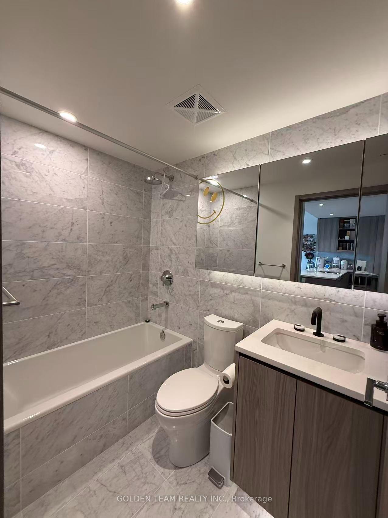 Photo 13 of Unit 2902, 95 Mcmahon Drive, North York, Bayview Village — HOMEH