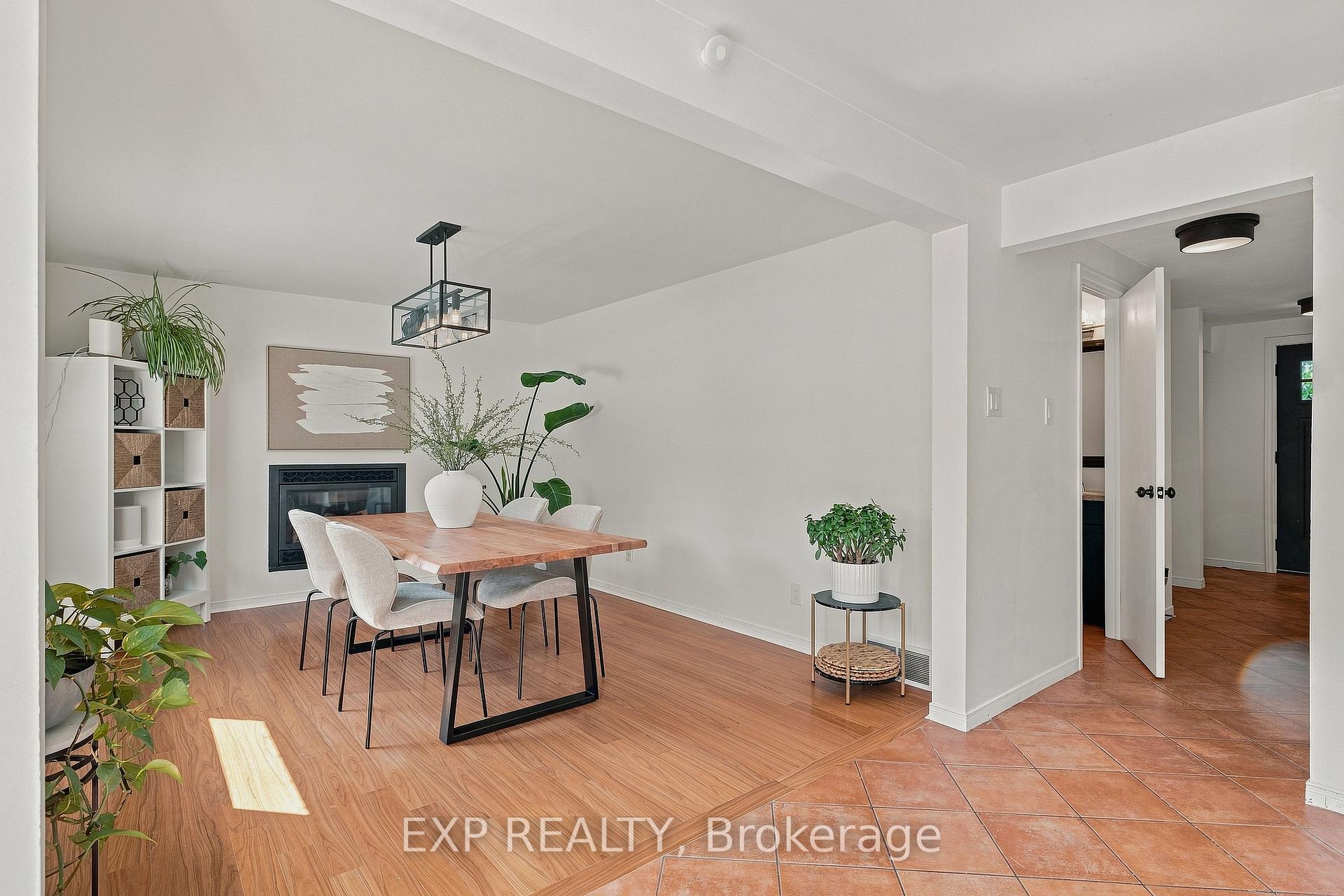 Photo 17 of 22 Driftwood Drive, Kitchener, Forest Heights — HOMEH