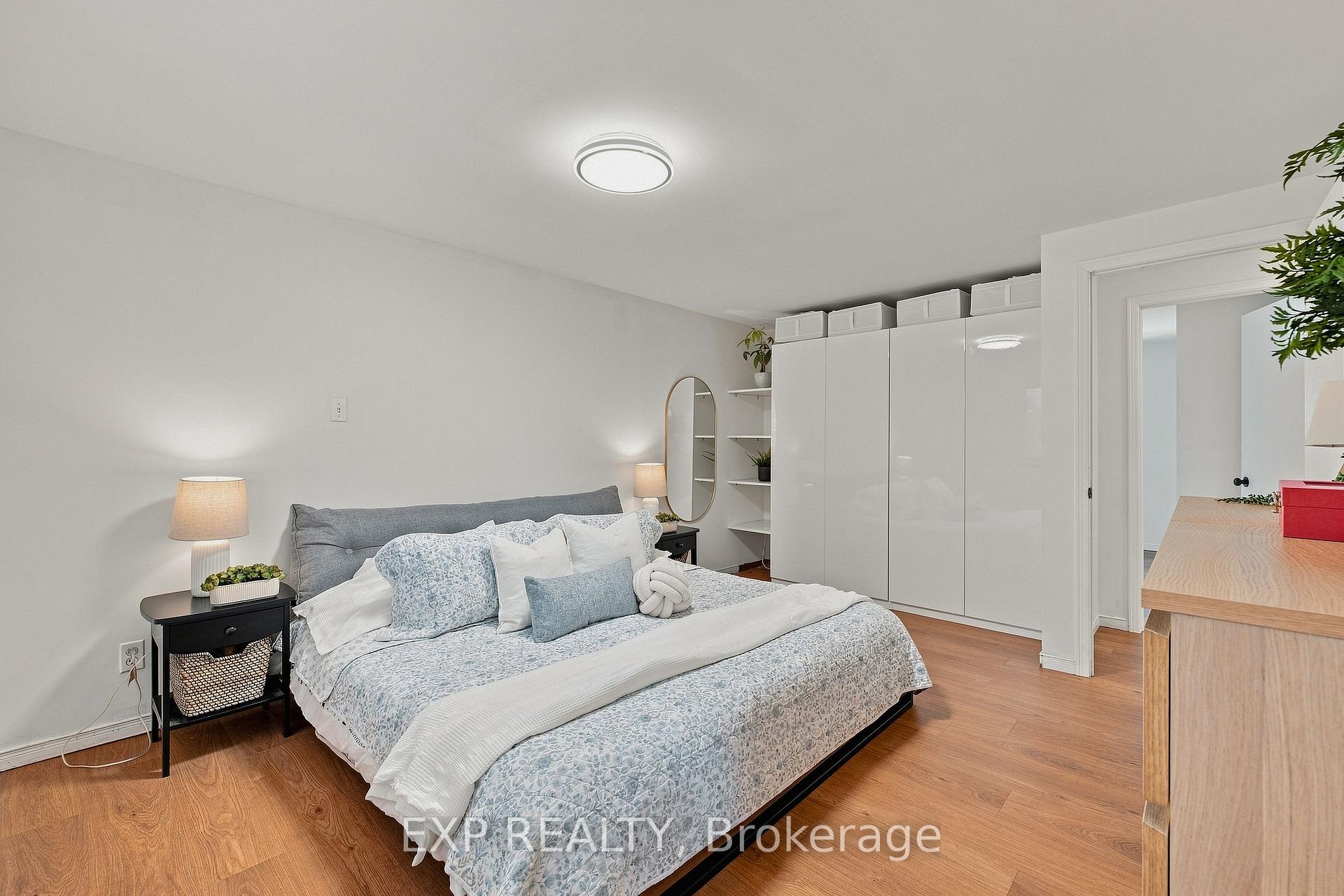 Photo 19 of 22 Driftwood Drive, Kitchener, Forest Heights — HOMEH