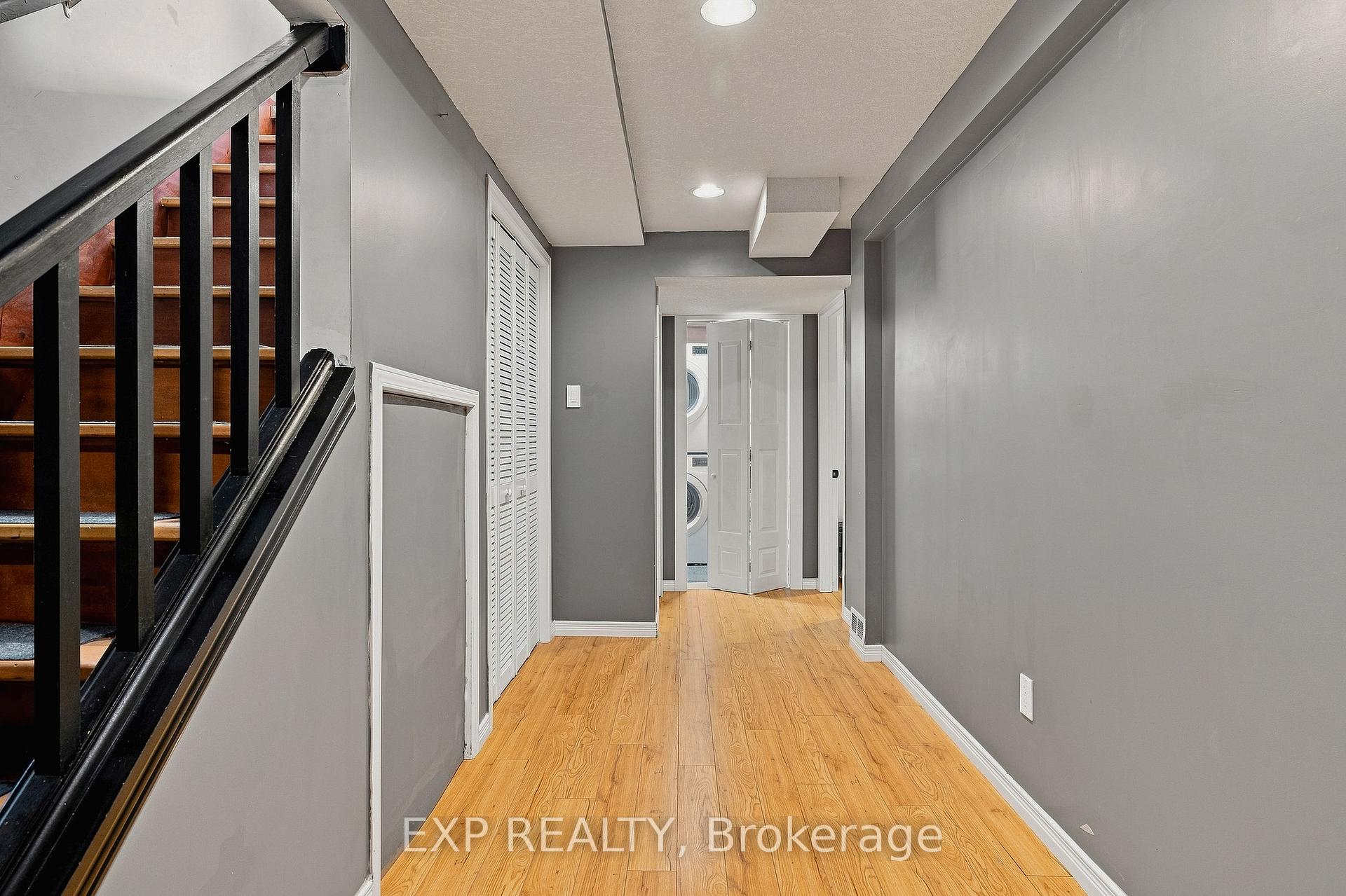 Photo 31 of 22 Driftwood Drive, Kitchener, Forest Heights — HOMEH