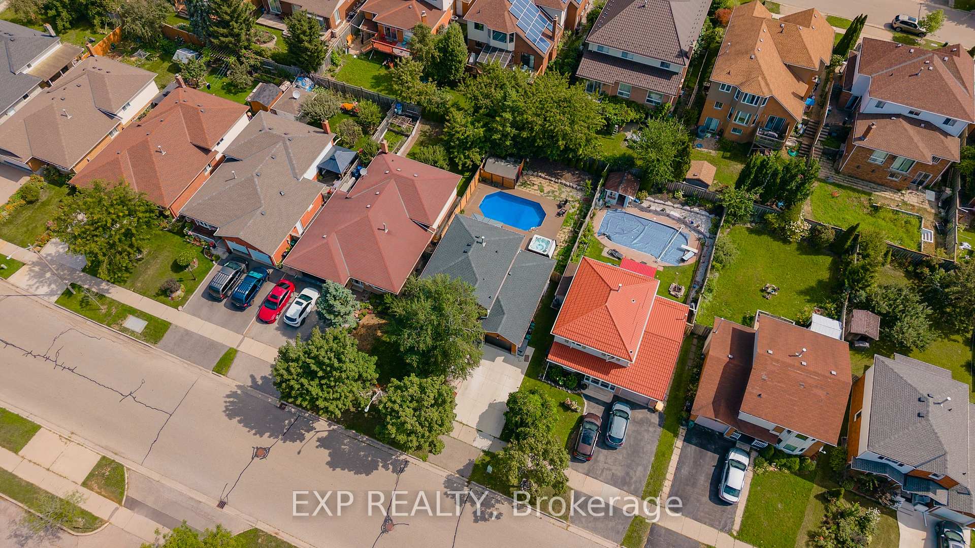 Photo 41 of 22 Driftwood Drive, Kitchener, Forest Heights — HOMEH
