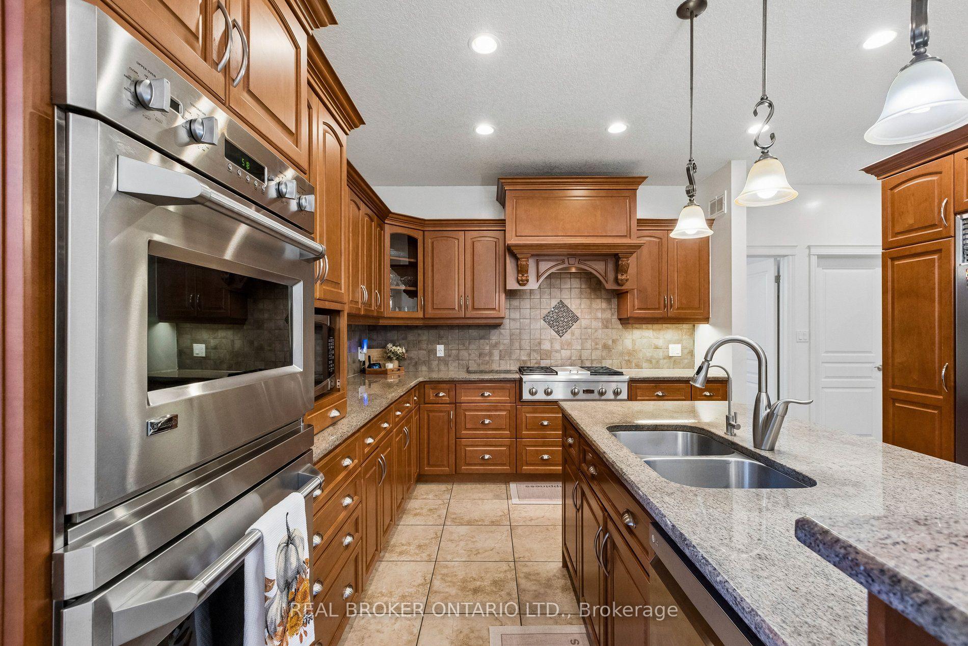 Photo 9 of 6956 Concession 4 Road, Puslinch, Rural Puslinch West — HOMEH